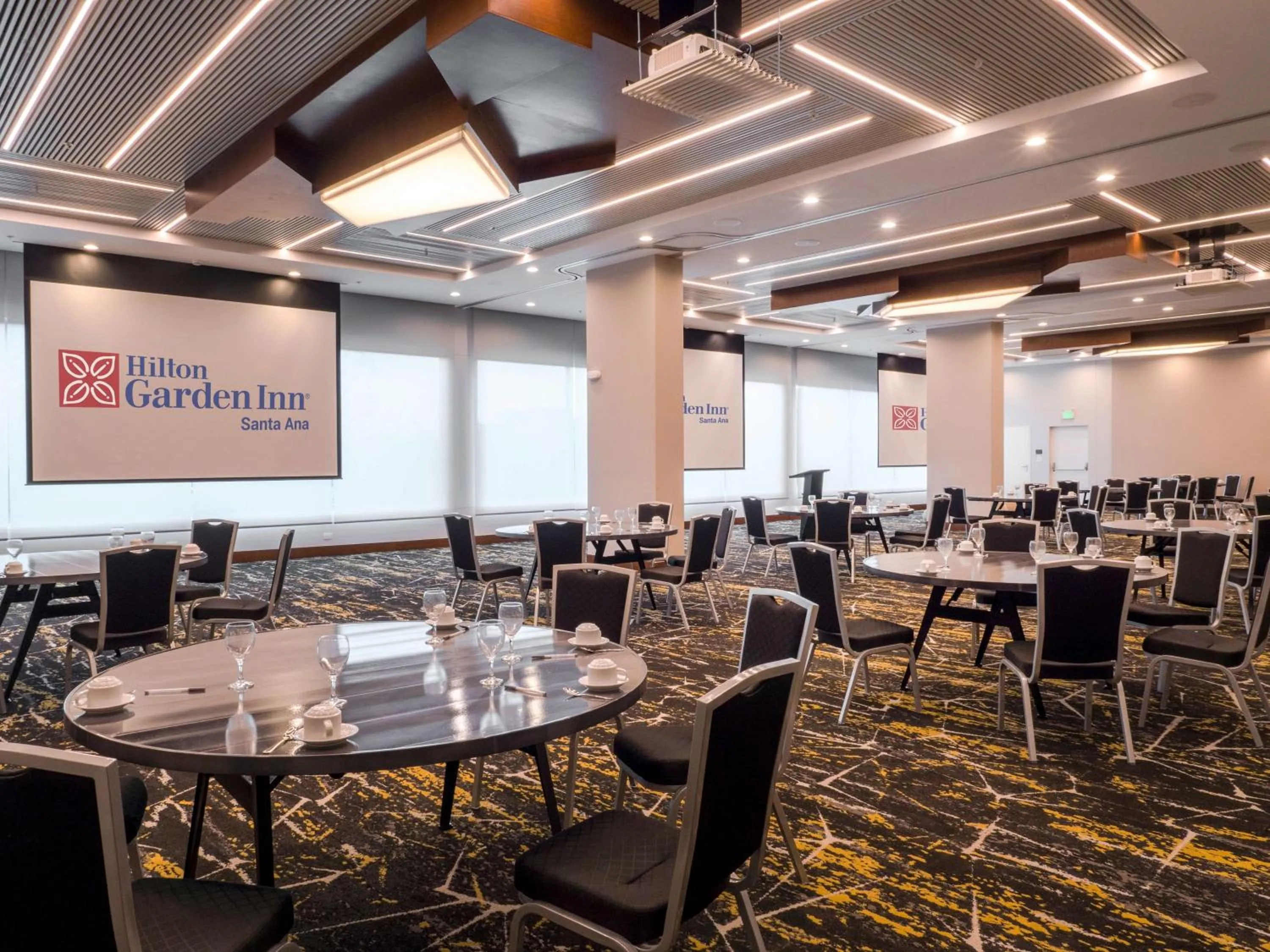 Meeting/conference room in Hilton Garden Inn Santa Ana, San Jose