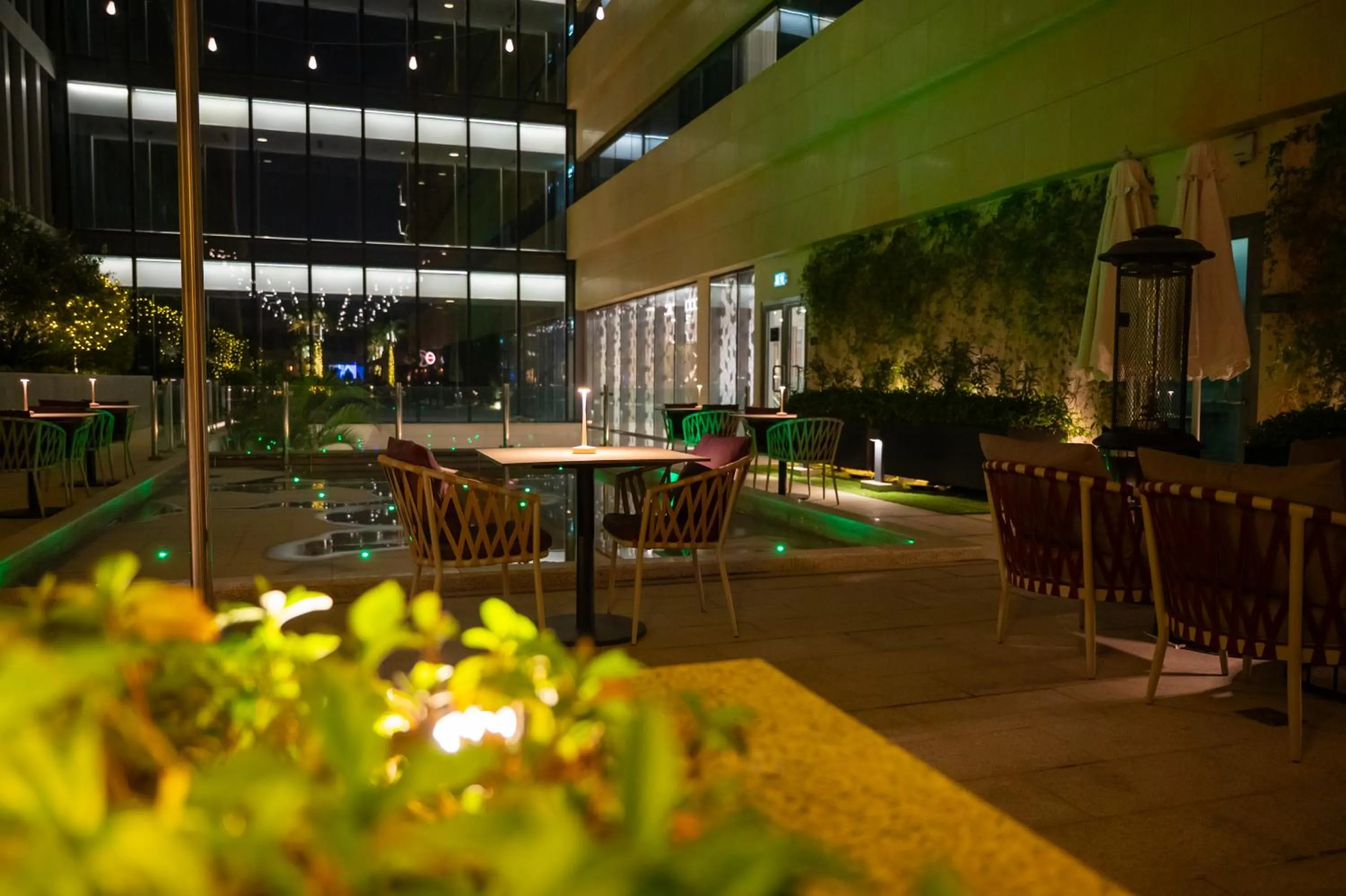 Restaurant/places to eat in Park Inn by Radisson, Riyadh