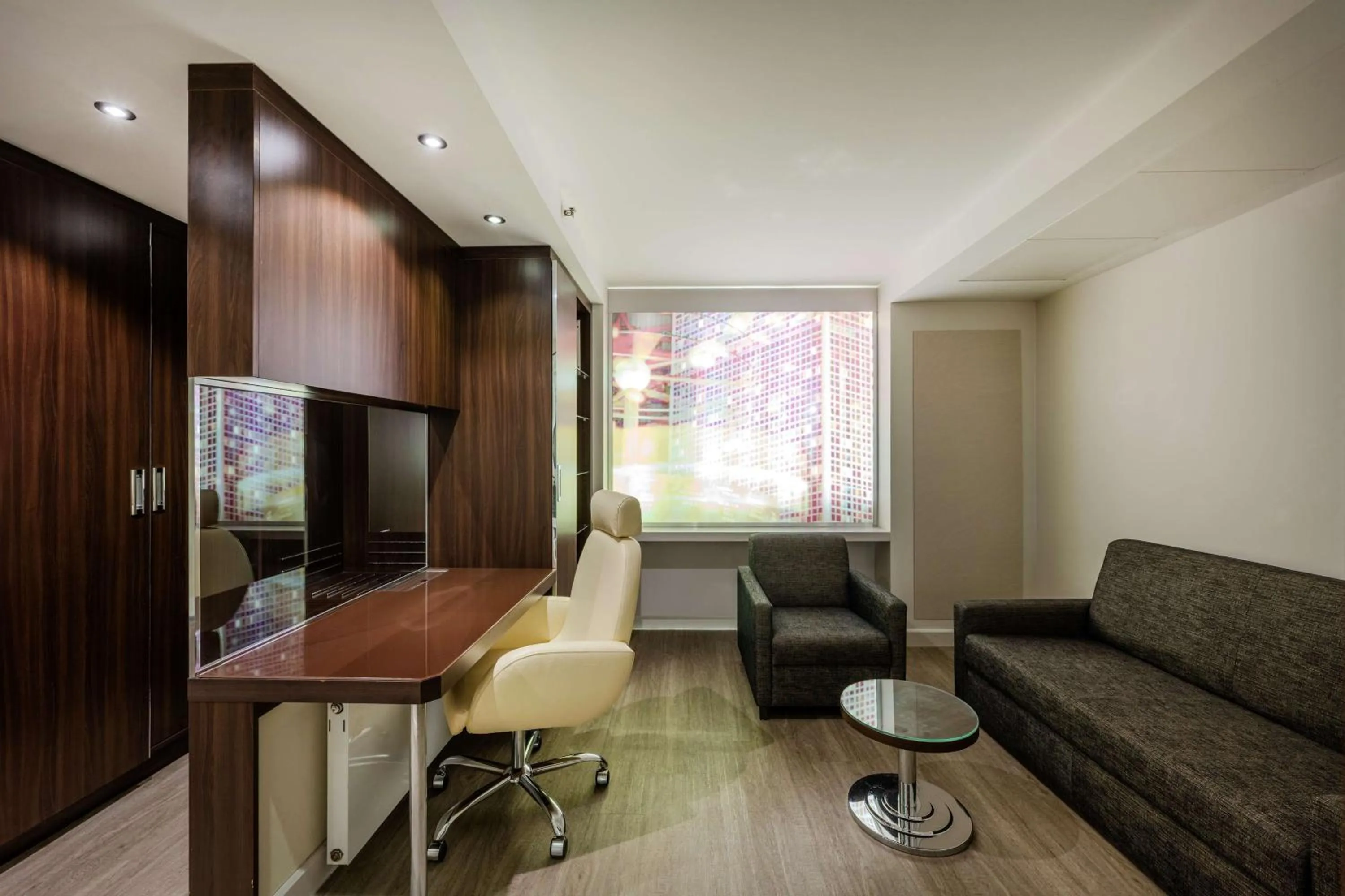 Photo of the whole room in Park Inn by Radisson Berlin Alexanderplatz