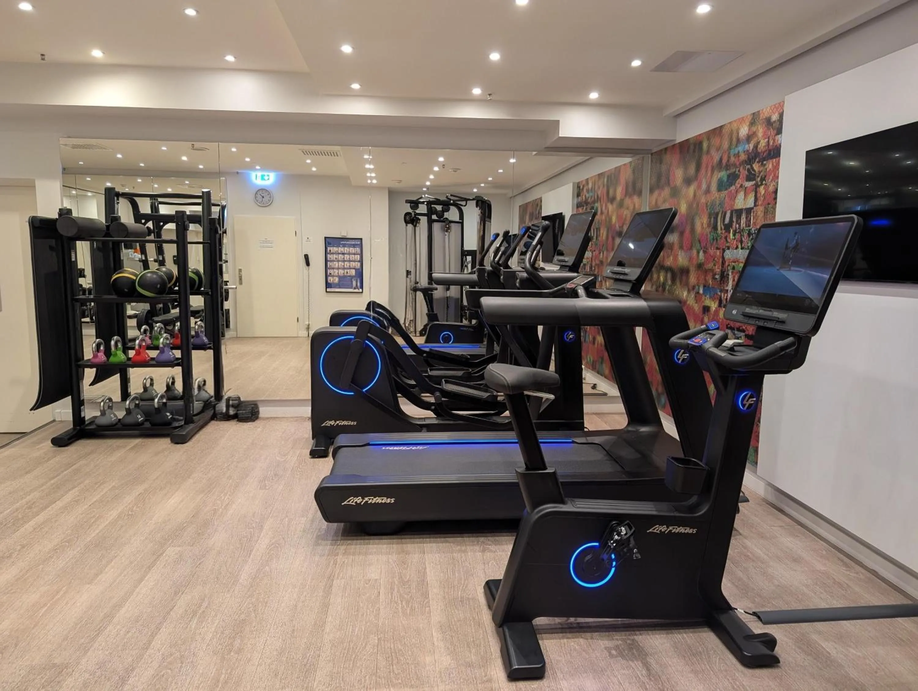 Fitness centre/facilities in Park Inn by Radisson Berlin Alexanderplatz