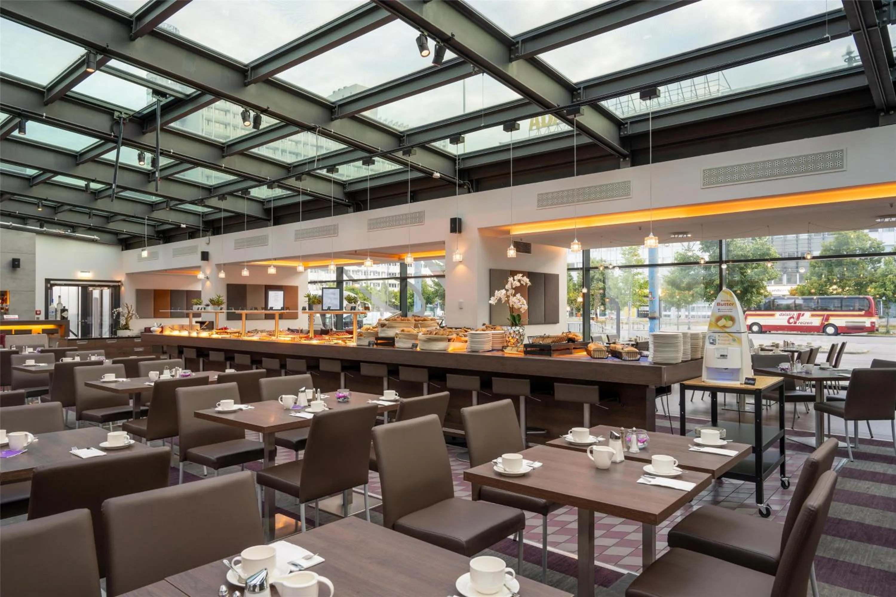 Breakfast in Park Inn by Radisson Berlin Alexanderplatz