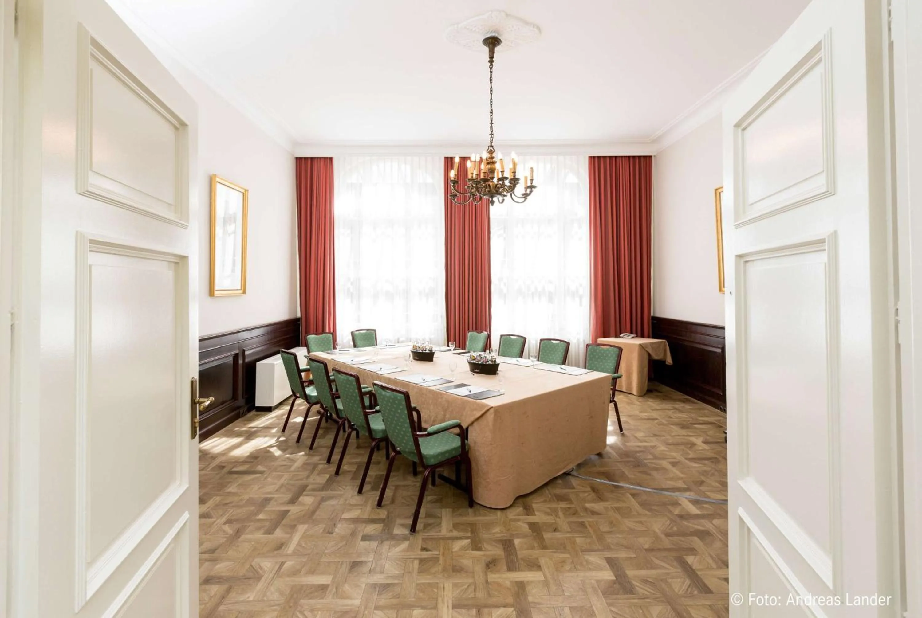 Meeting/conference room in Dorint Herrenkrug Parkhotel Magdeburg