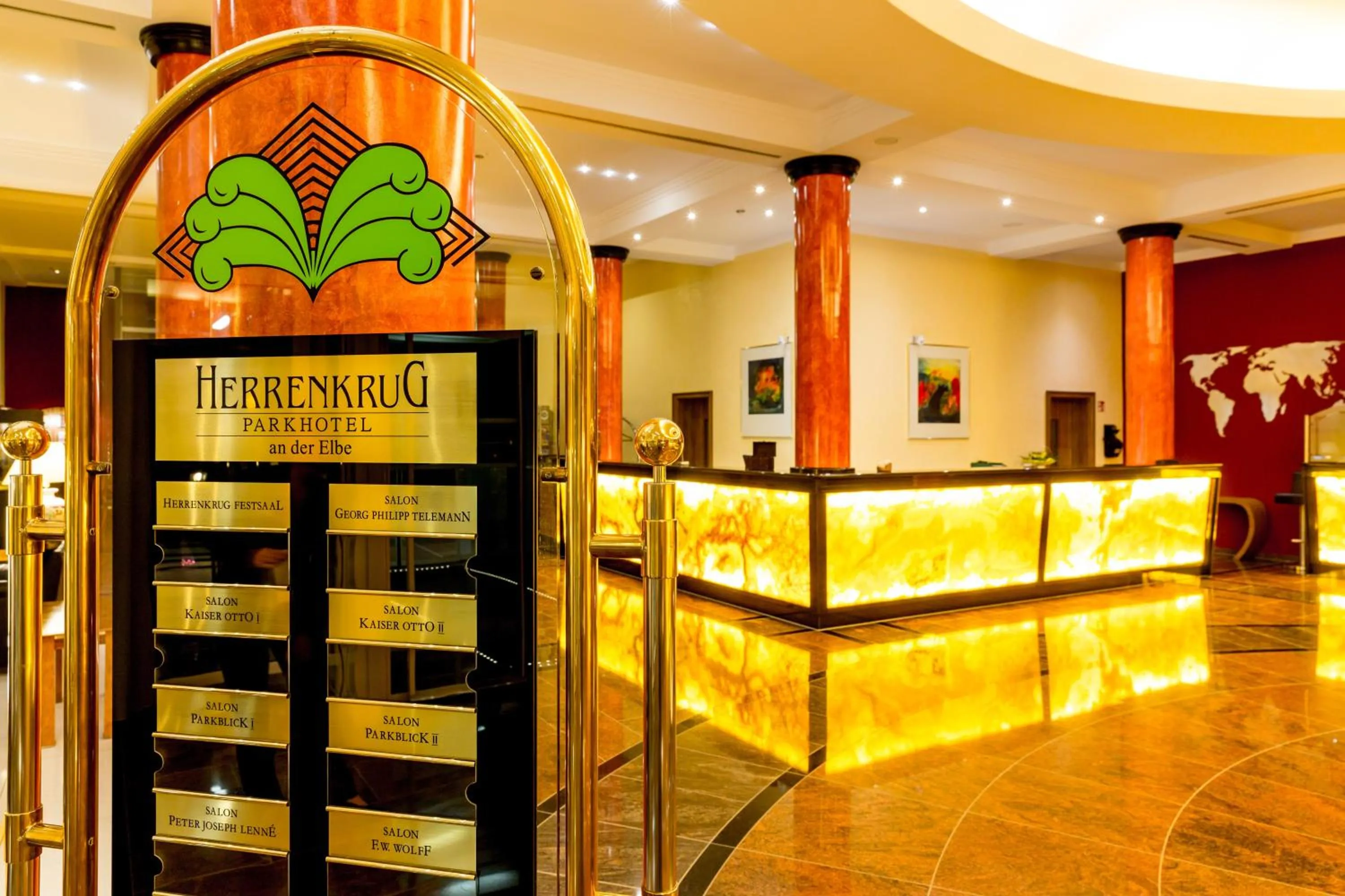 Lobby or reception in Dorint Herrenkrug Parkhotel Magdeburg