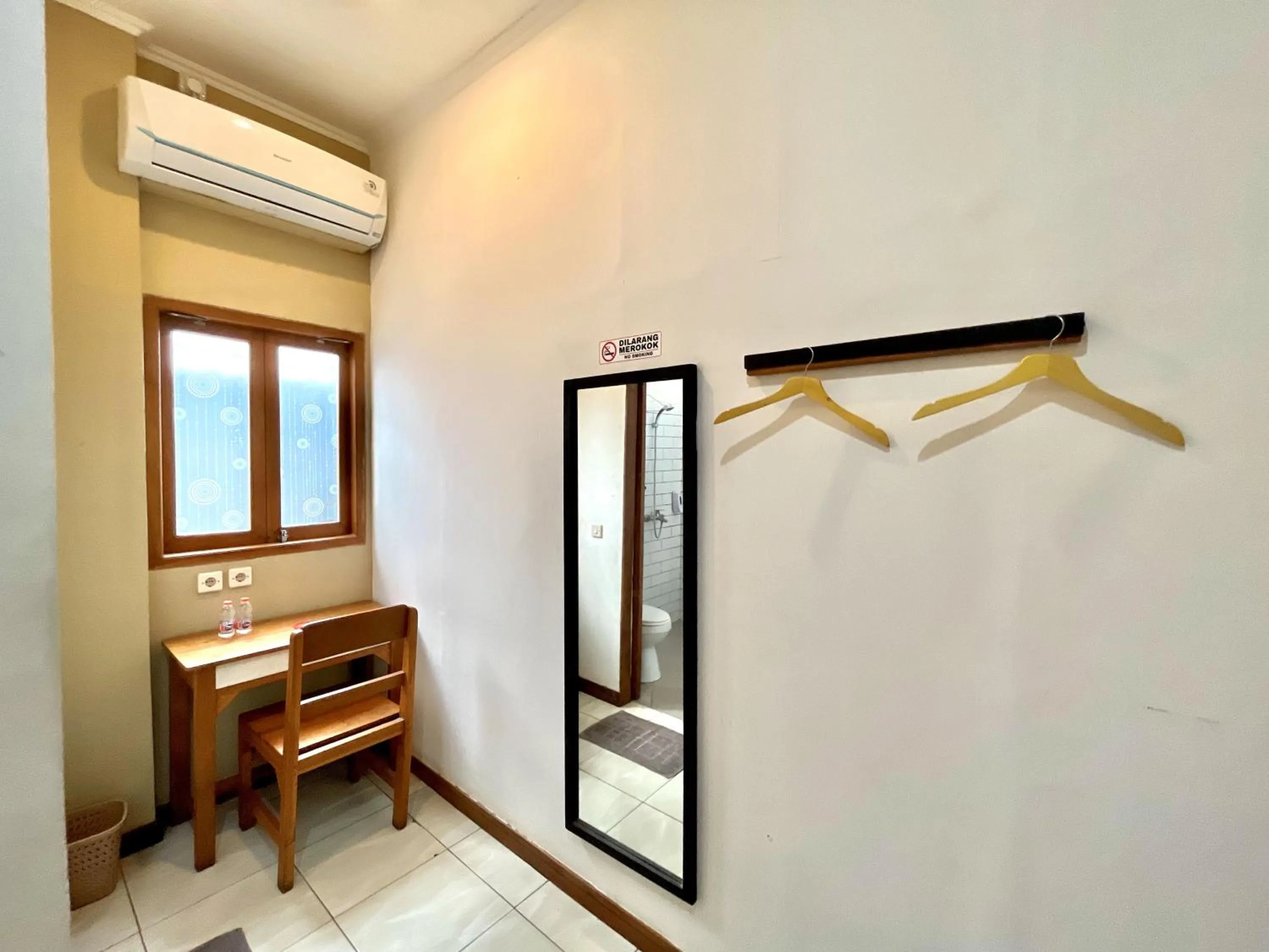 Other in Capital O 3461 Mystays