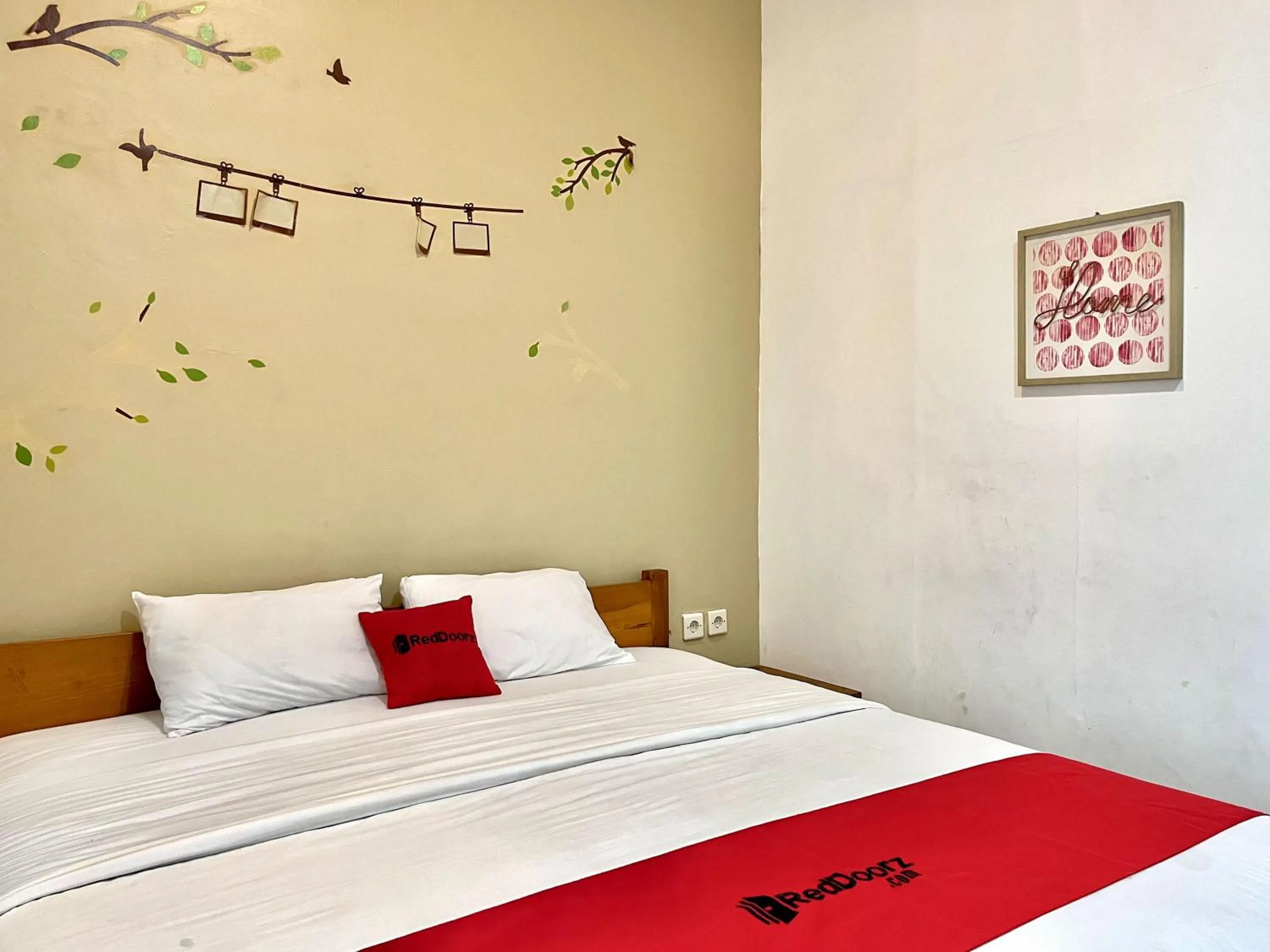 Bedroom, Bed in Capital O 3461 Mystays