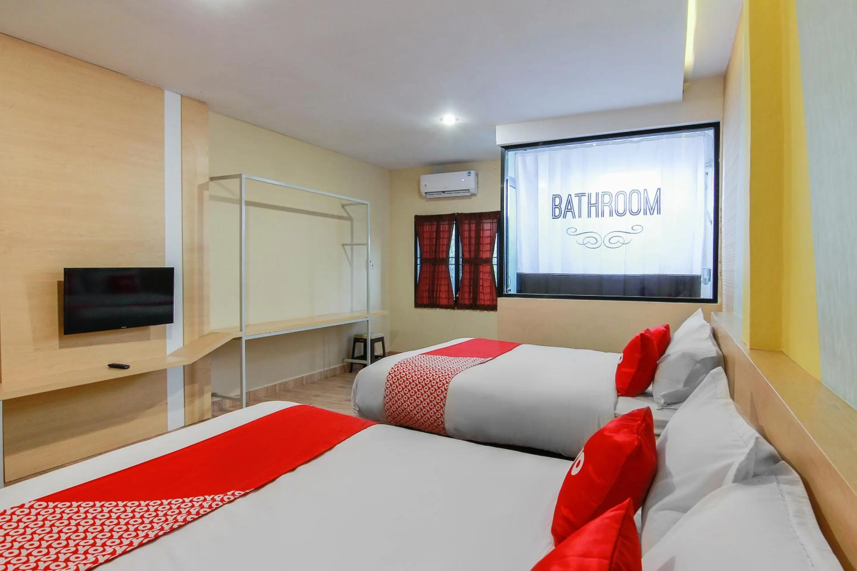 Bedroom, Bed in Capital O 3476 Millenium Inn