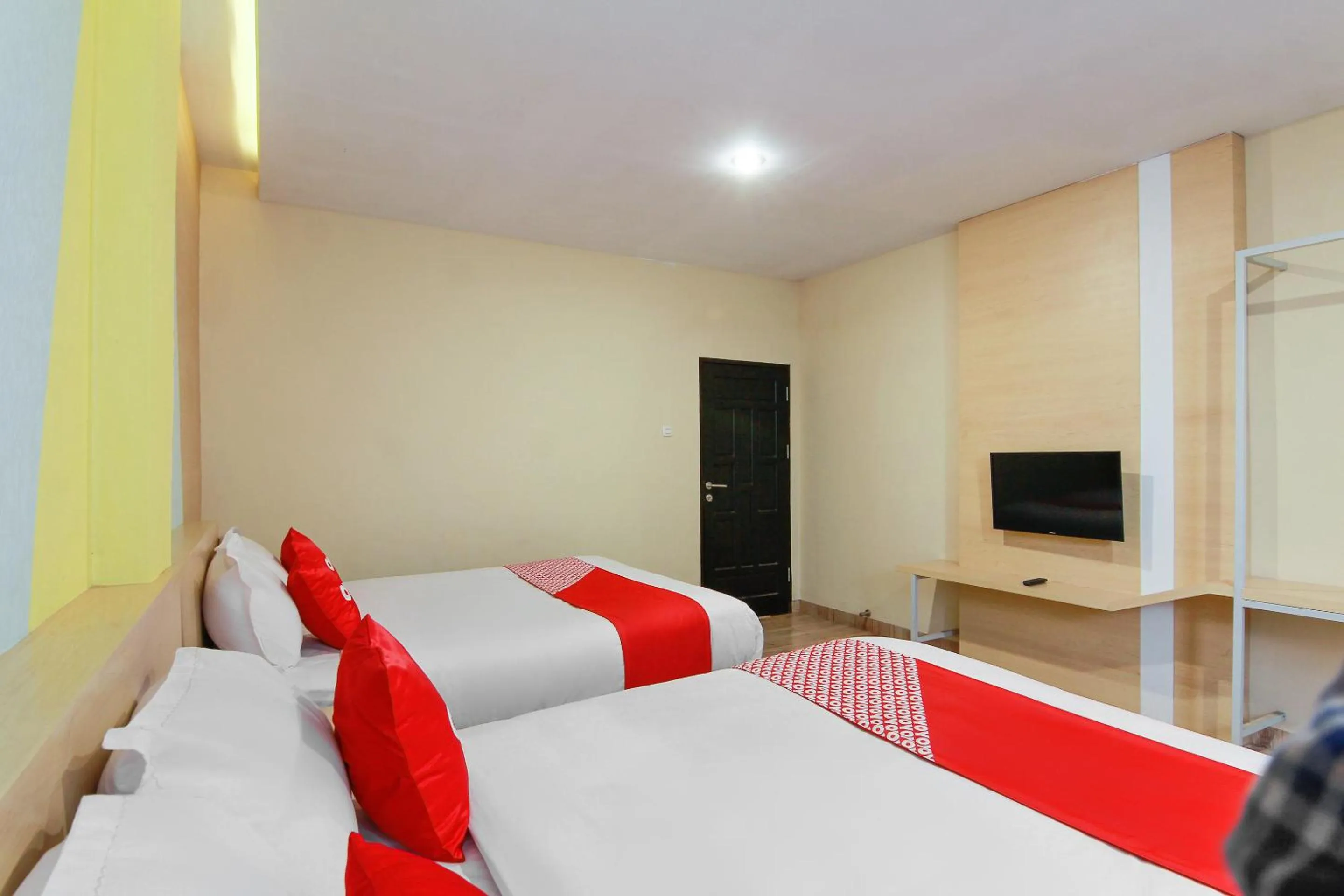 Bedroom, Bed in Capital O 3476 Millenium Inn