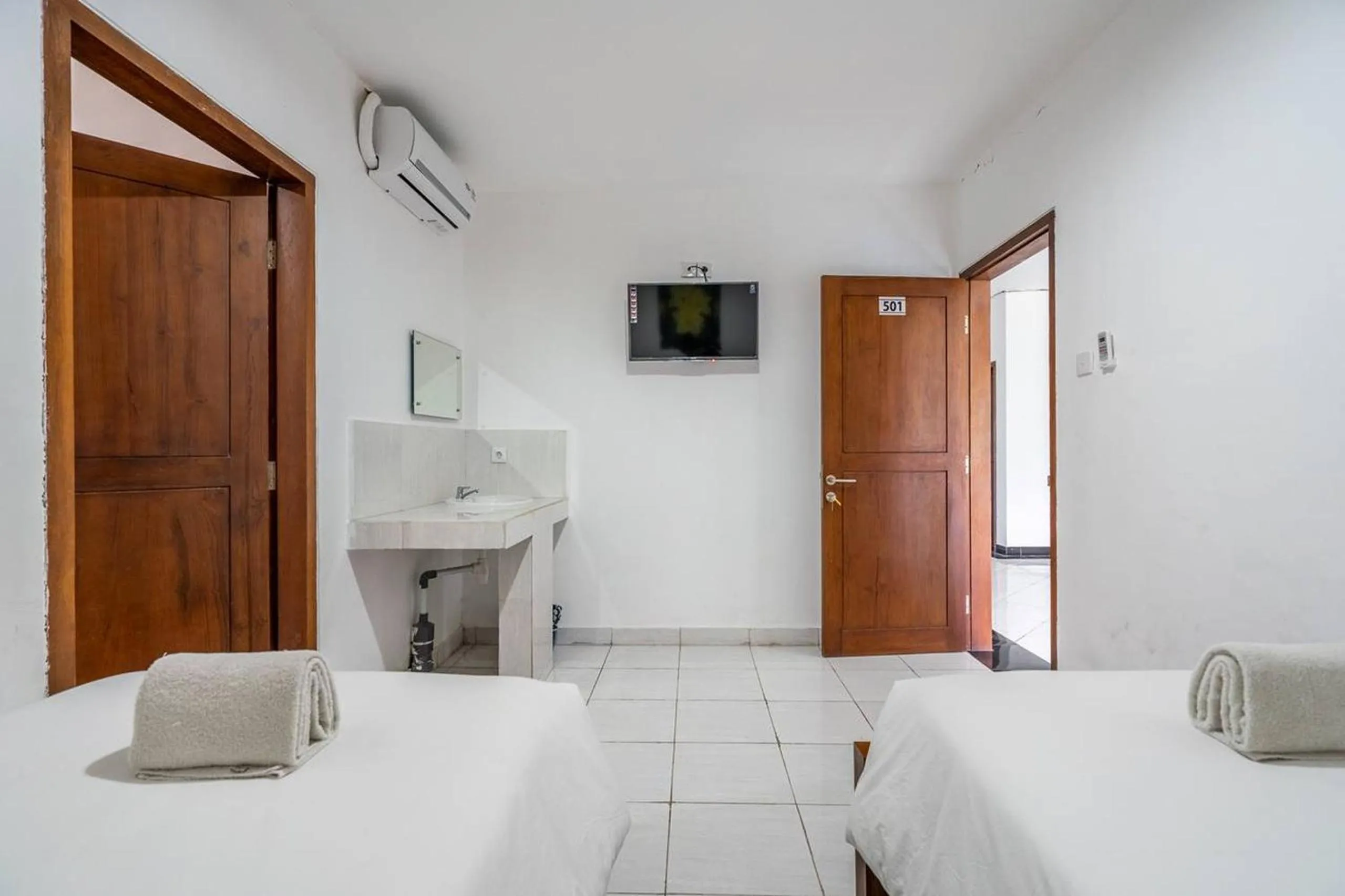 Bedroom, Bed in Ganandra Stay Denpasar