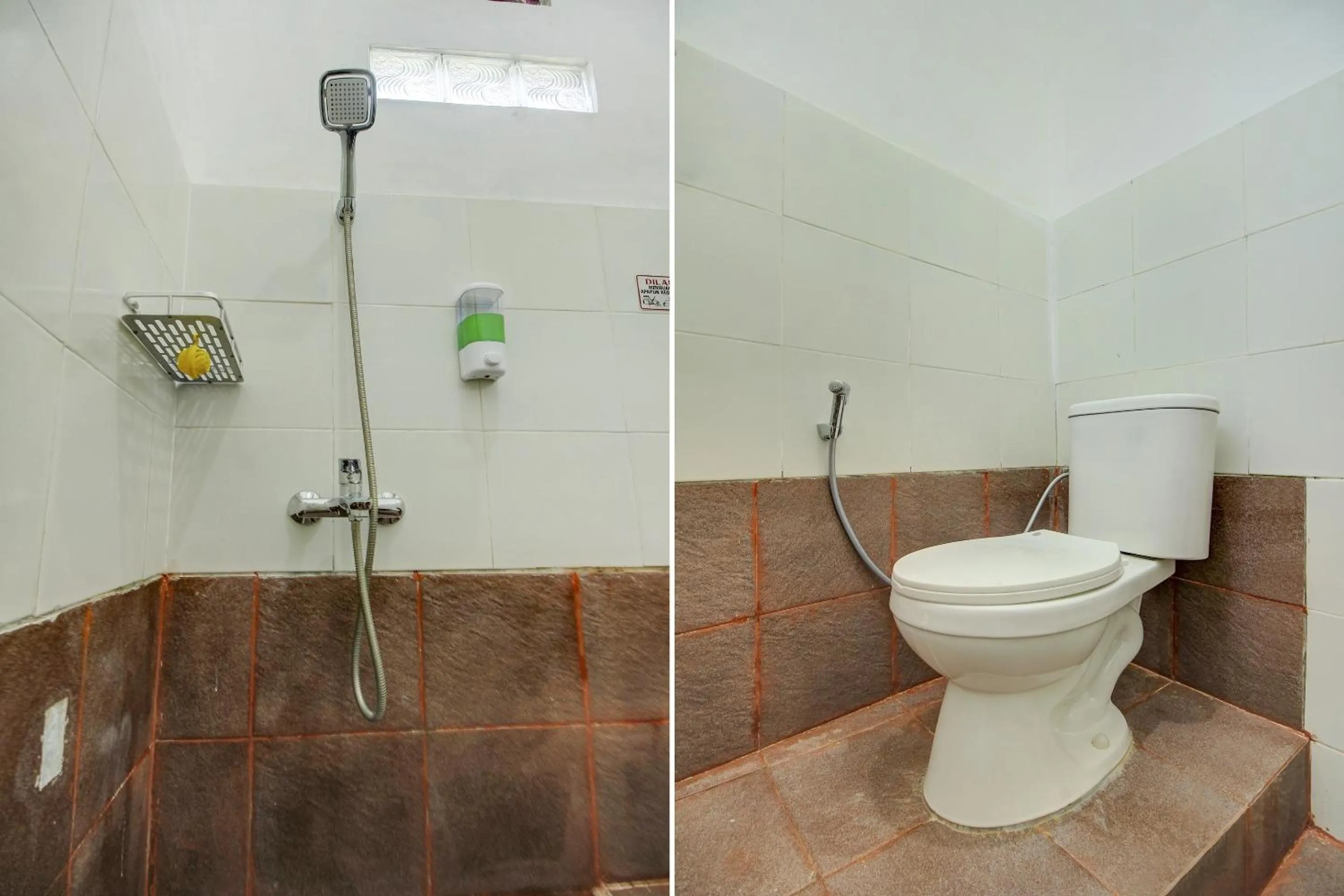 Bathroom in OYO Life 3415 Penginapan Wimane