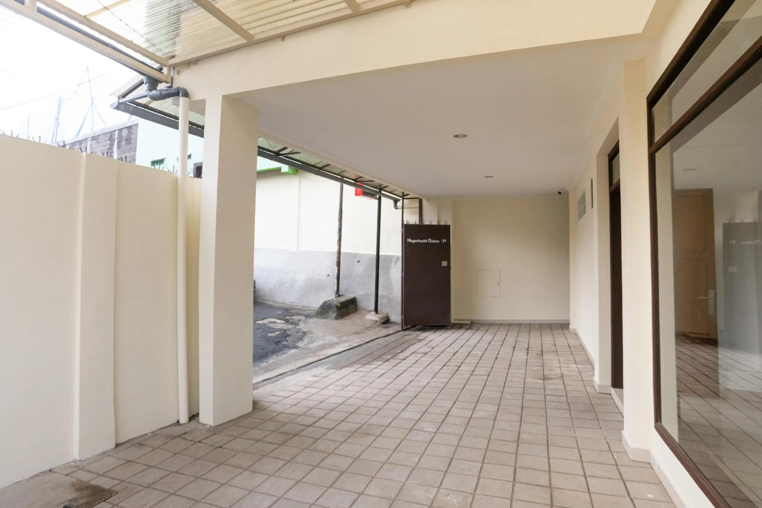 Facade/entrance in Hotel O Hegarbudhi Residence