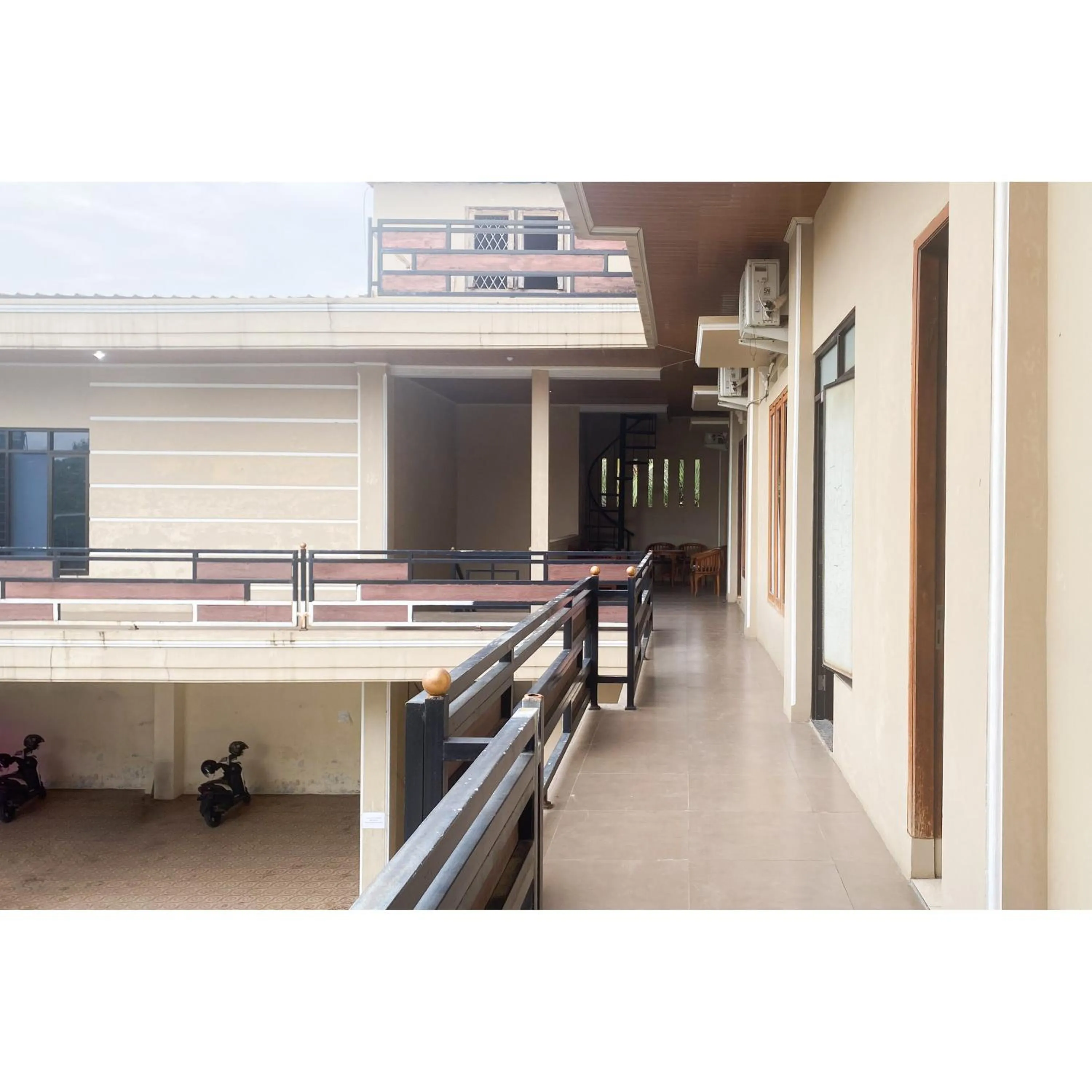 Property building in OYO Life 3365 Griya Nusantara Syariah