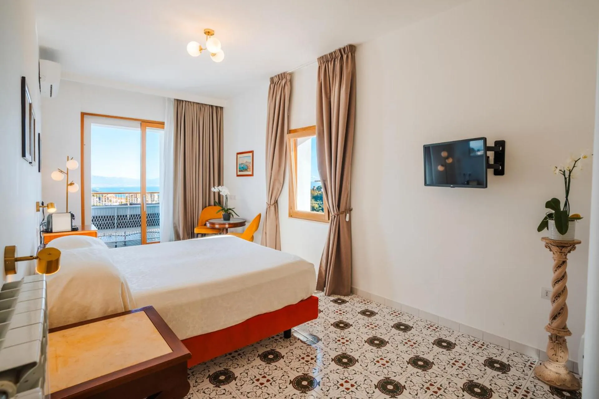 Bed in HOTEL ZI'NTONIO