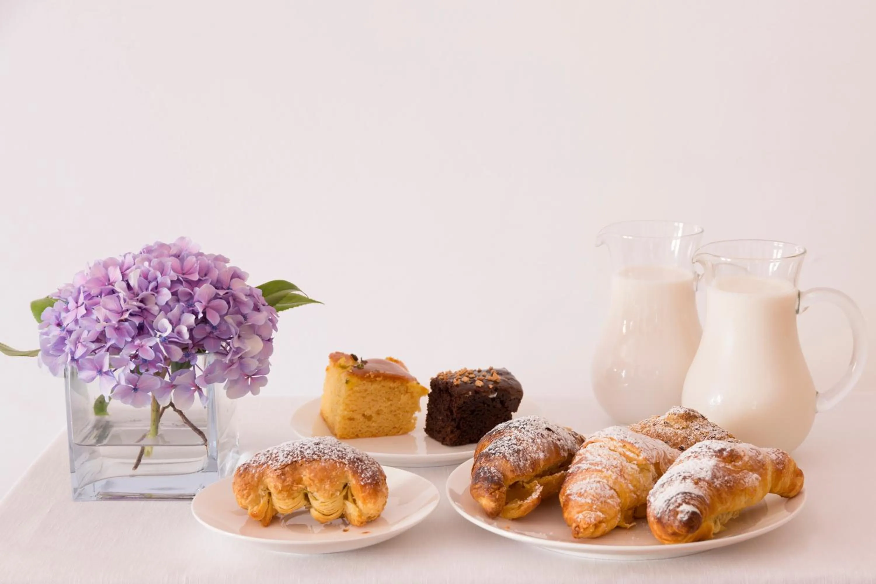 Breakfast in HOTEL ZI'NTONIO