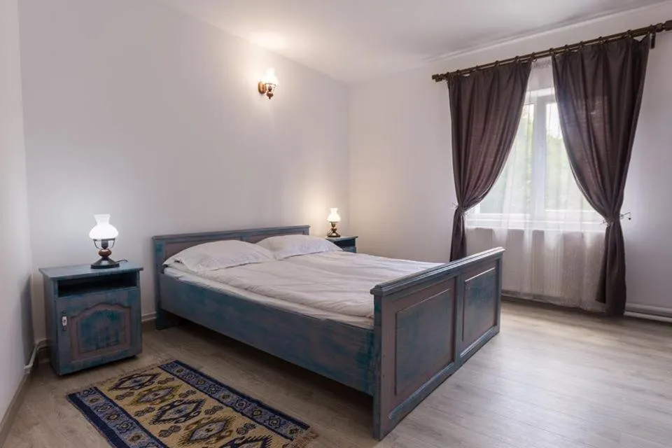 Photo of the whole room in HOTEL HO2 POIANA MARULUI