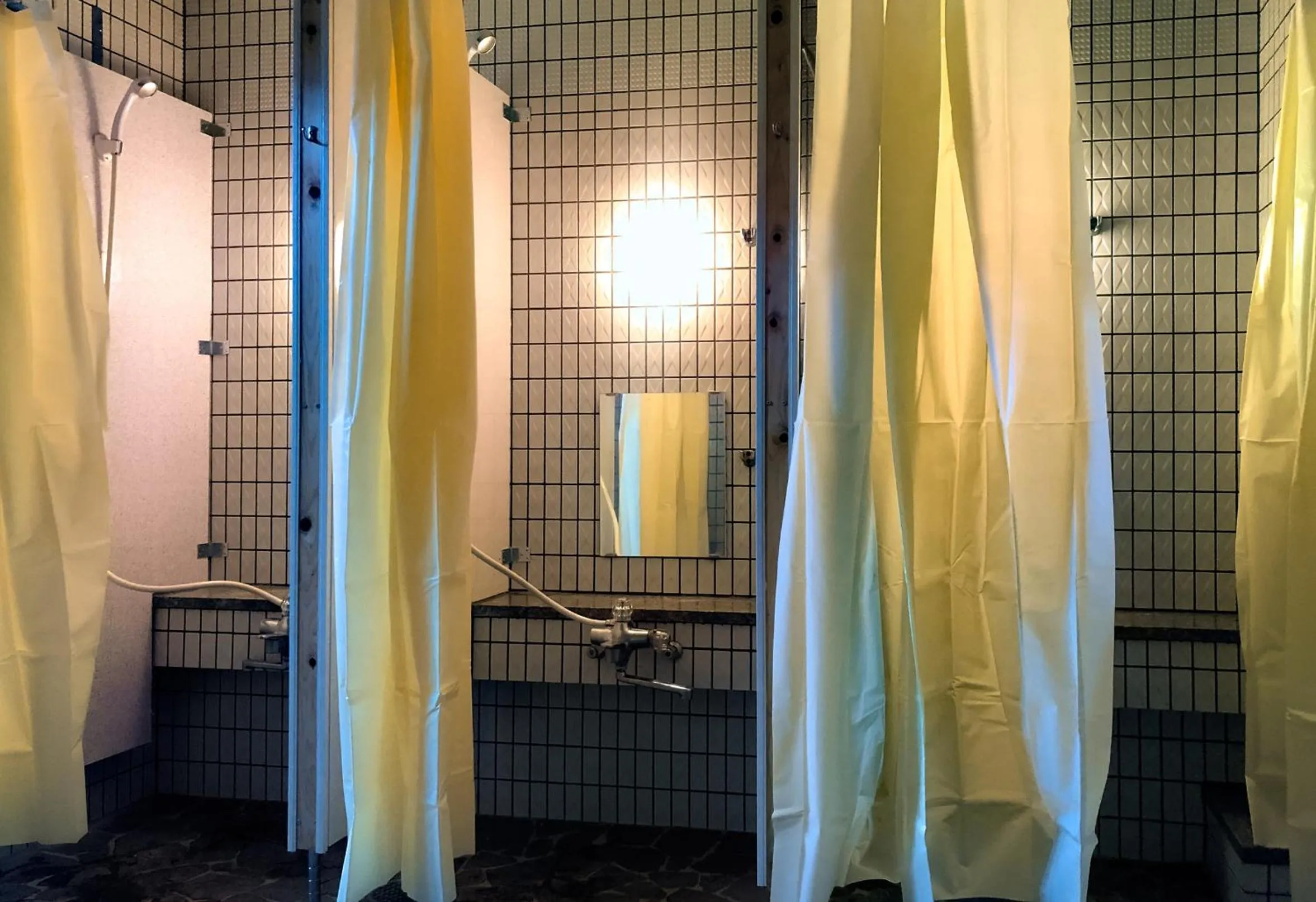 Shower in Red Fox Lodge Myoko