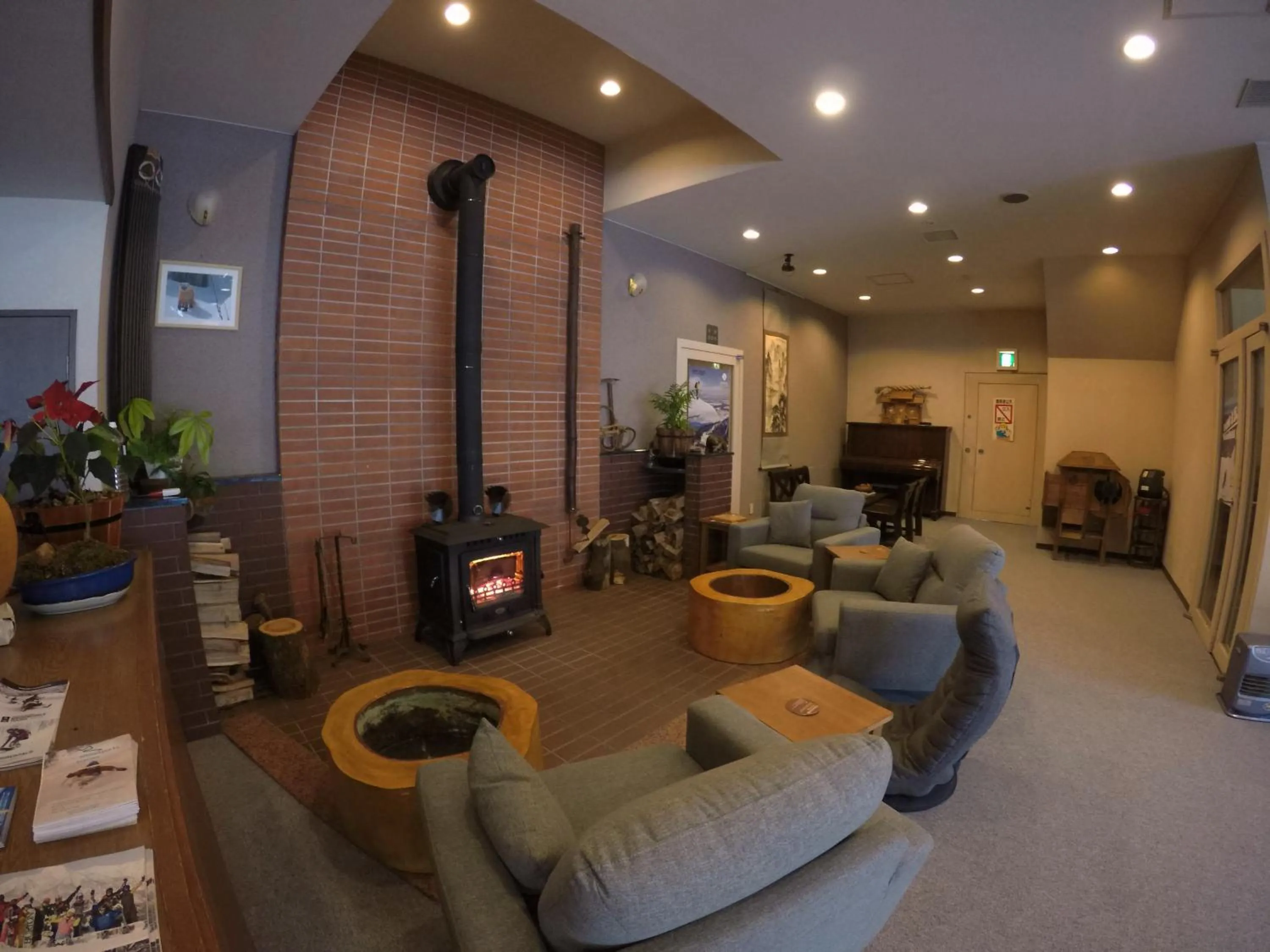 Lobby or reception in Red Fox Lodge Myoko