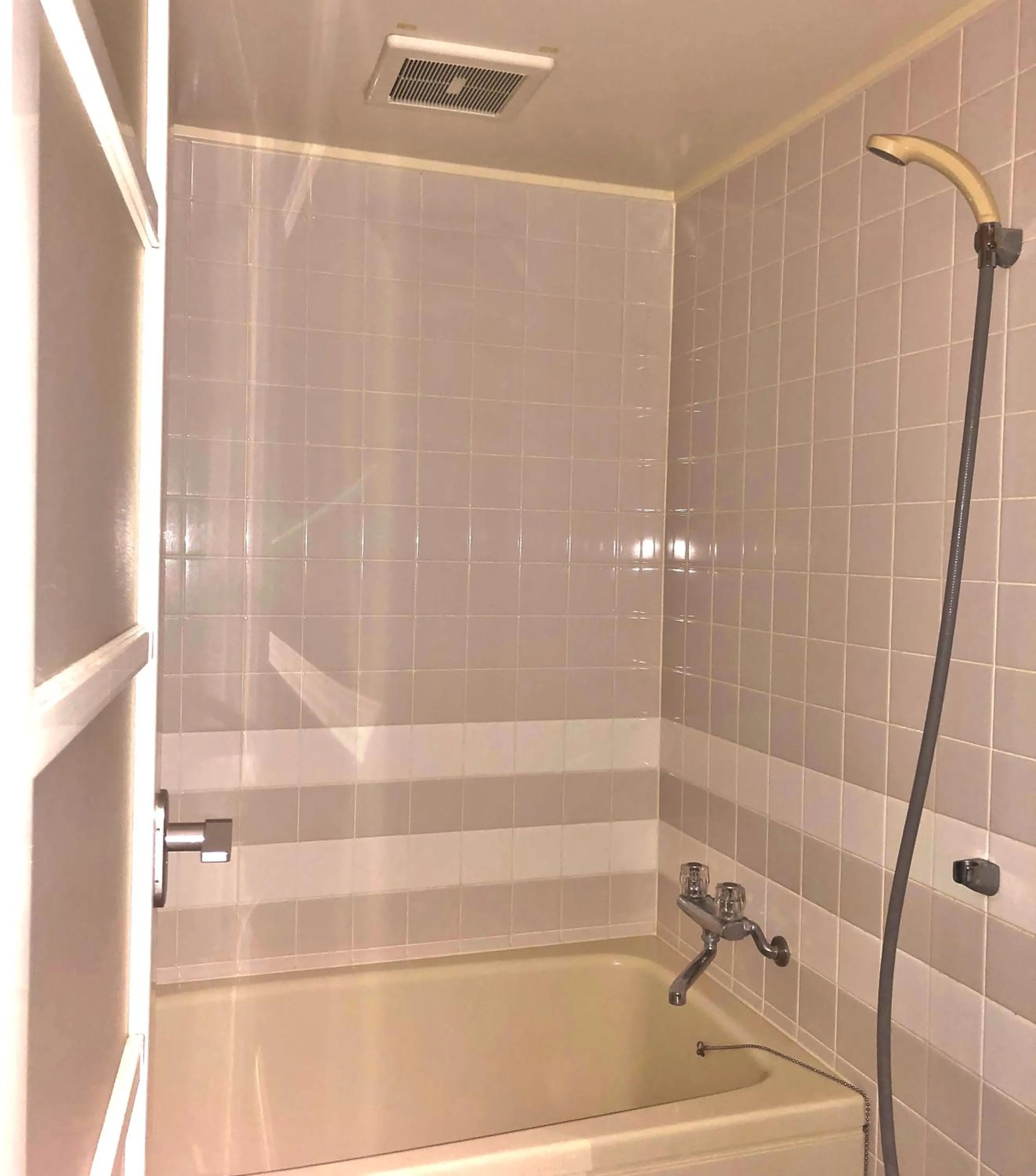 Bathroom in Red Fox Lodge Myoko