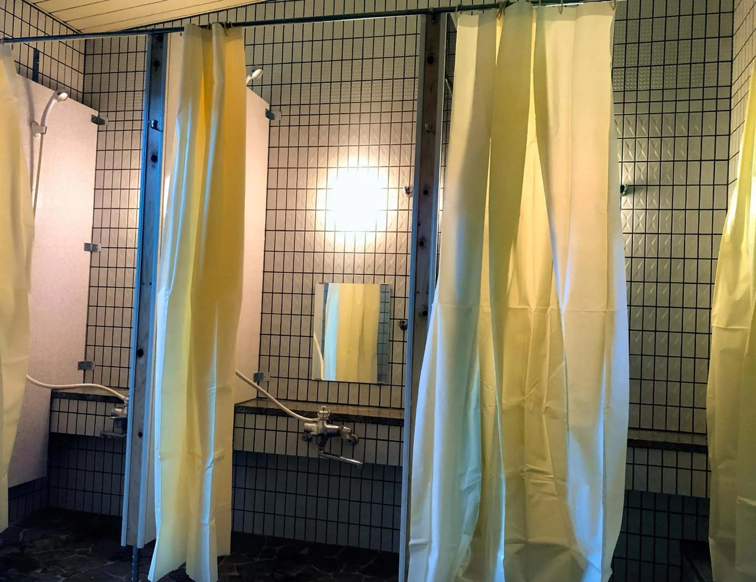 Shower in Red Fox Lodge Myoko