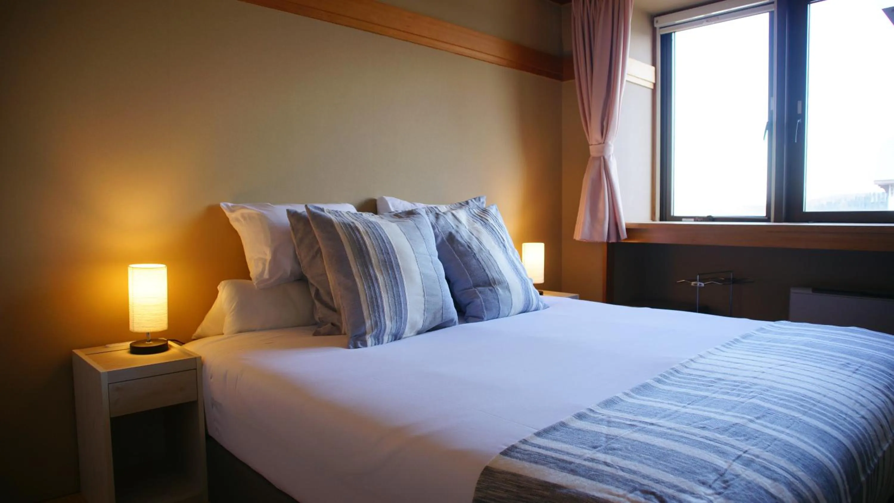 Bed in Red Fox Lodge Myoko