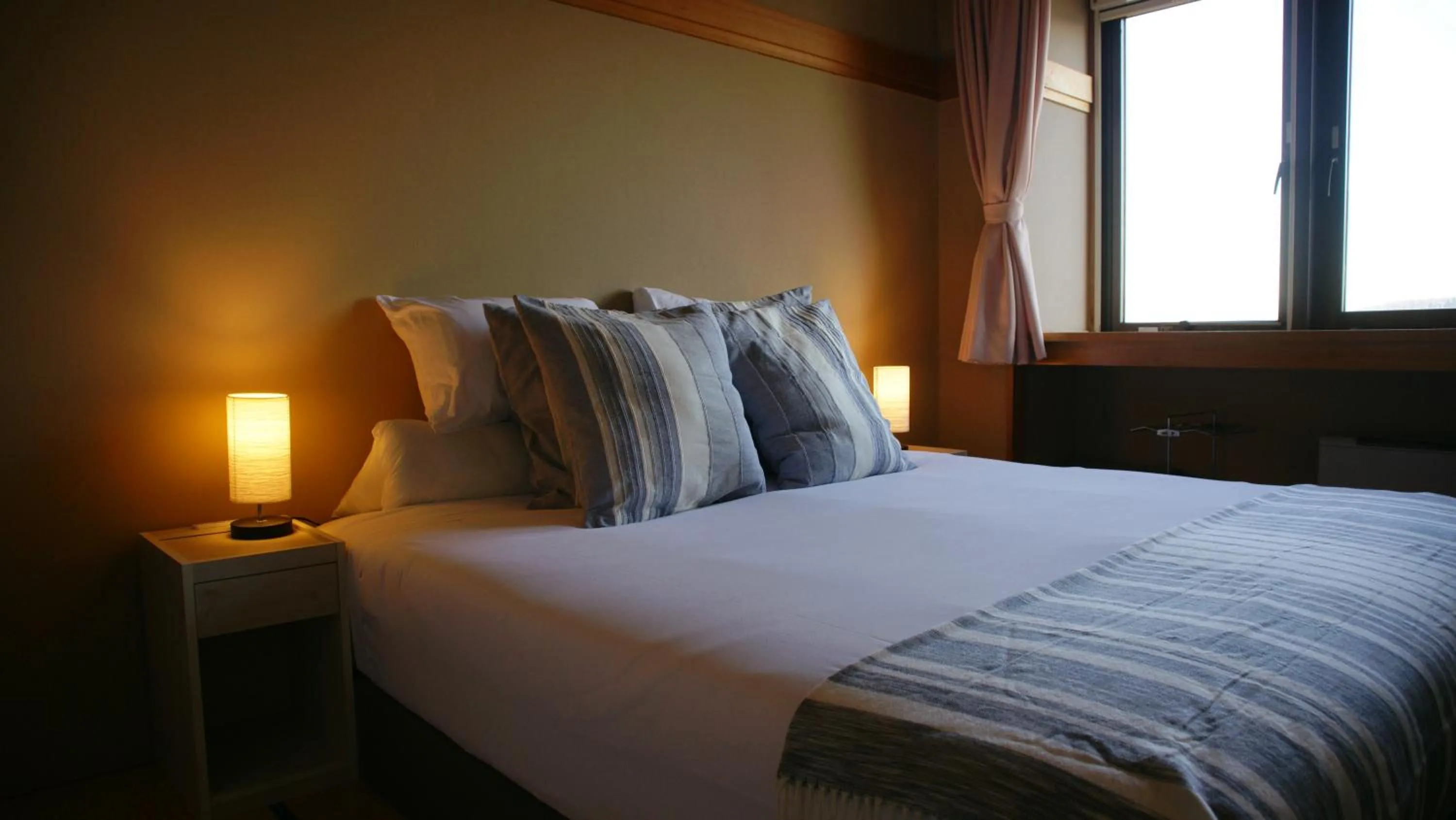 Bedroom, Bed in Red Fox Lodge Myoko