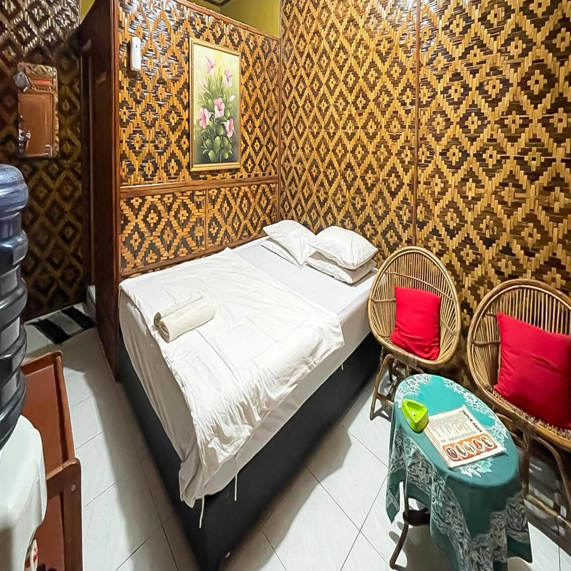 Bedroom, Bed in Pondok Yanti Sarii RedPartner