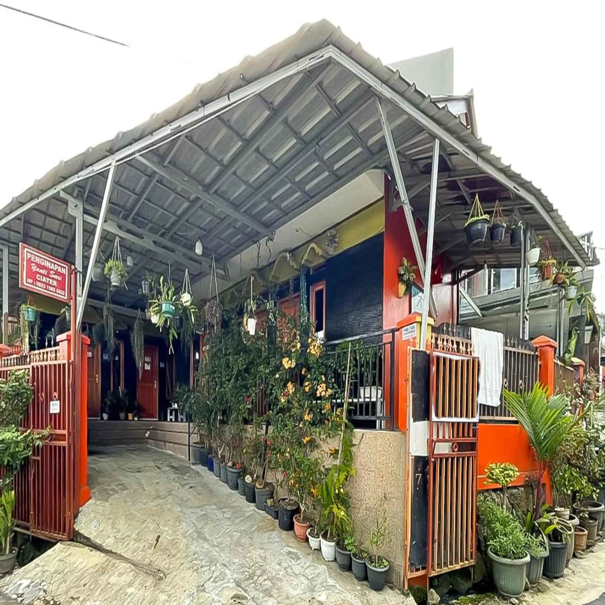 Facade/entrance in Pondok Yanti Sarii RedPartner