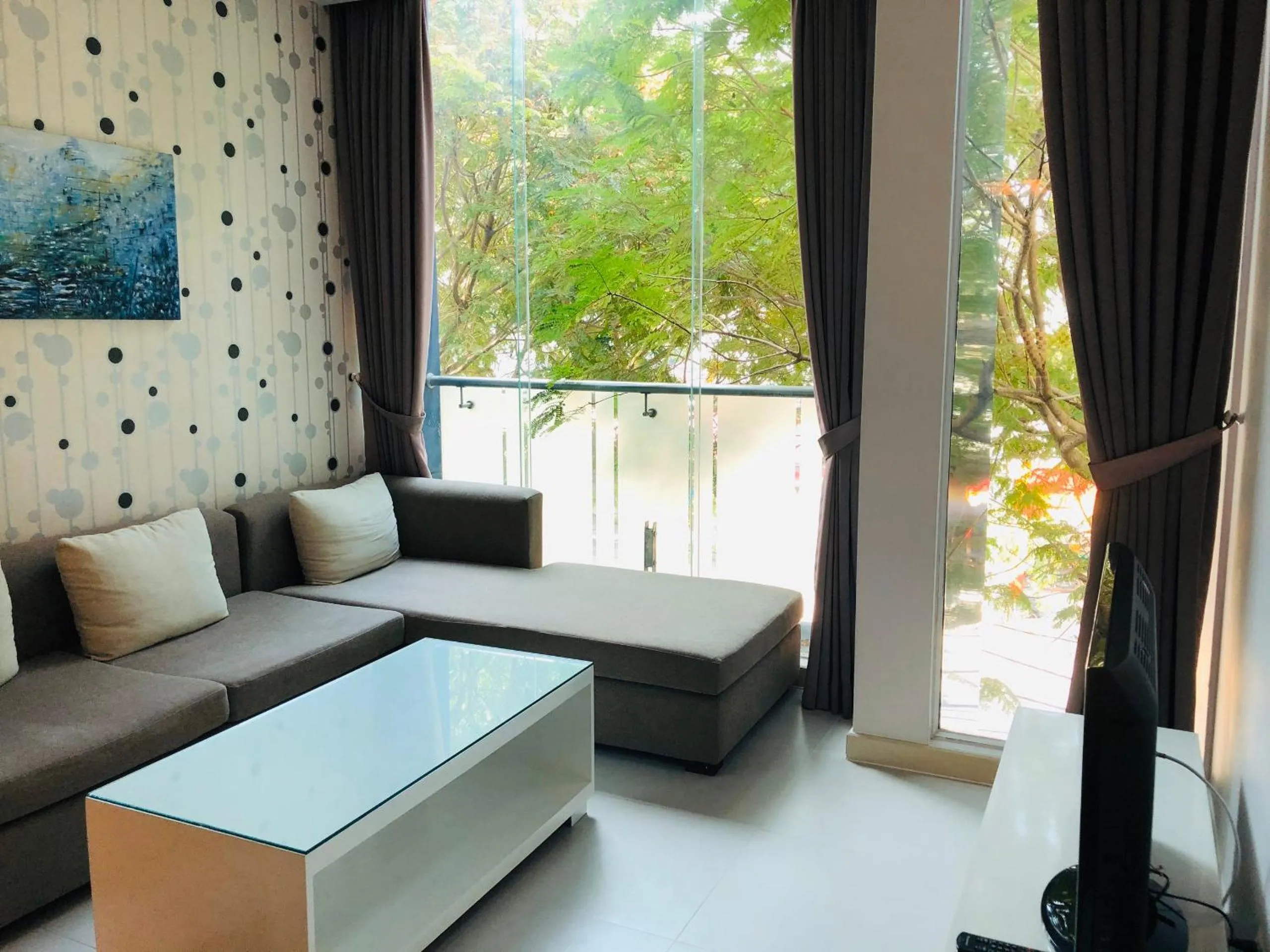 Living room in GLENWOOD APARTMENT