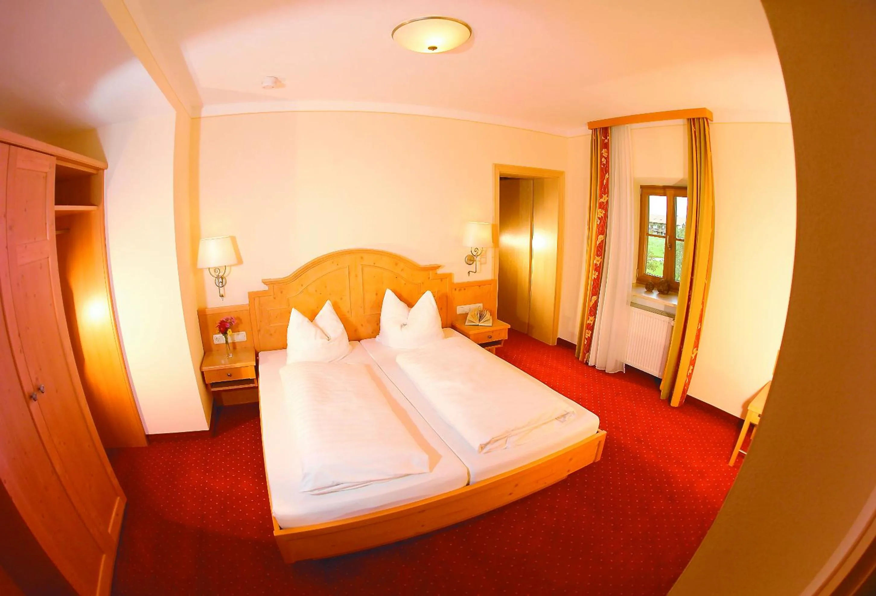 Bed in Gasthof Messerschmied