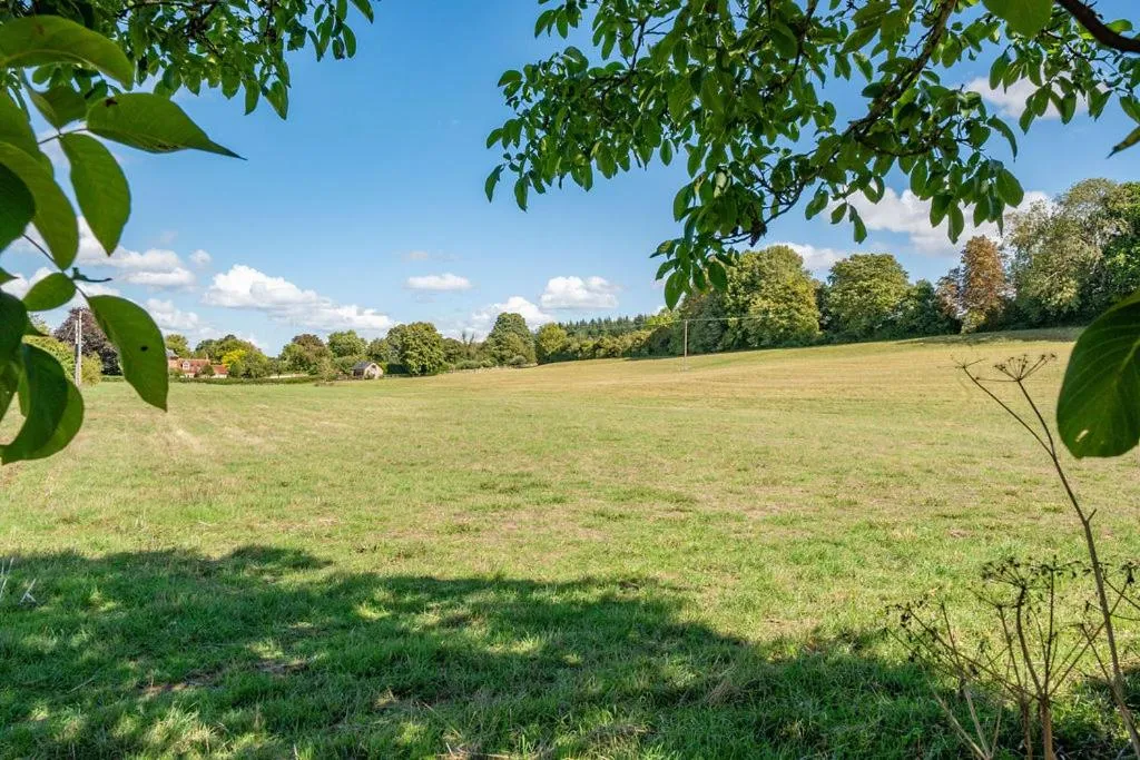Property building in Cleaver Cottage