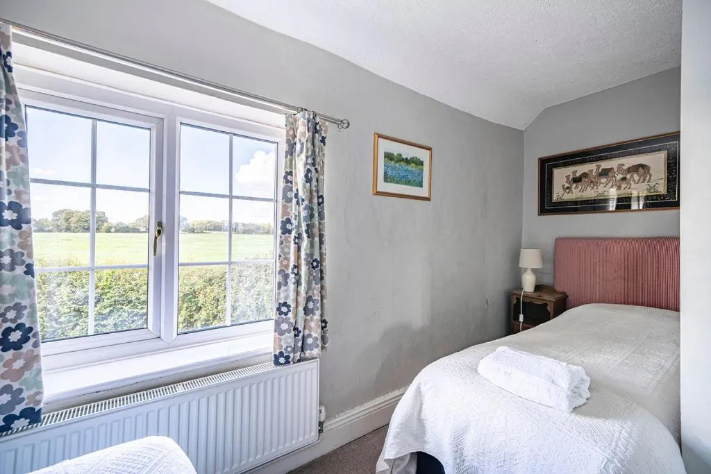 Bed in Cleaver Cottage