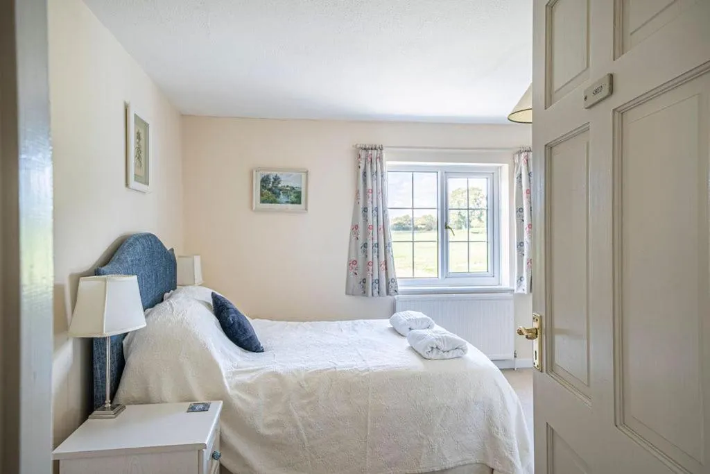 Bed in Cleaver Cottage