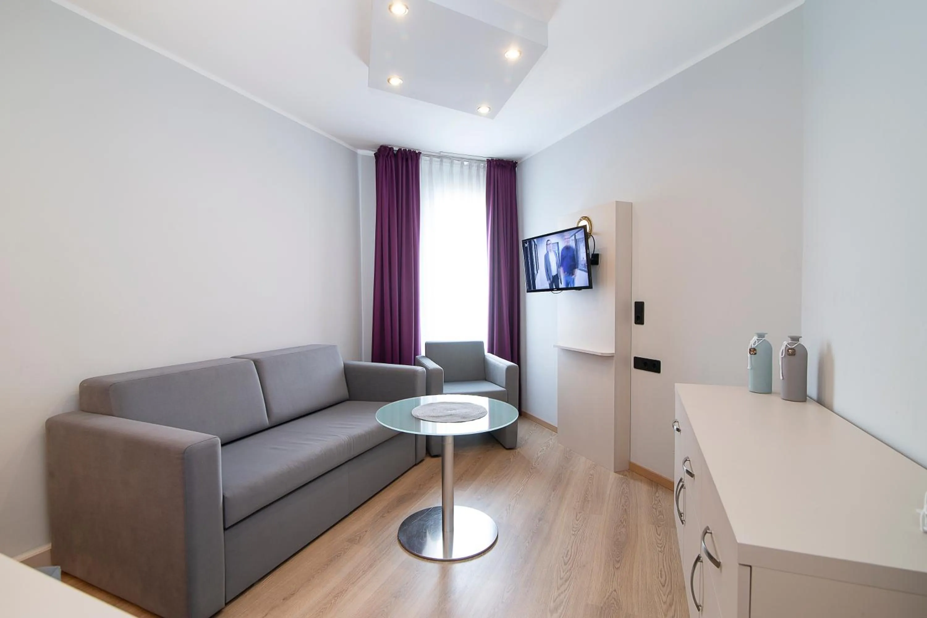 Photo of the whole room in Nautic Hotel Bremerhaven