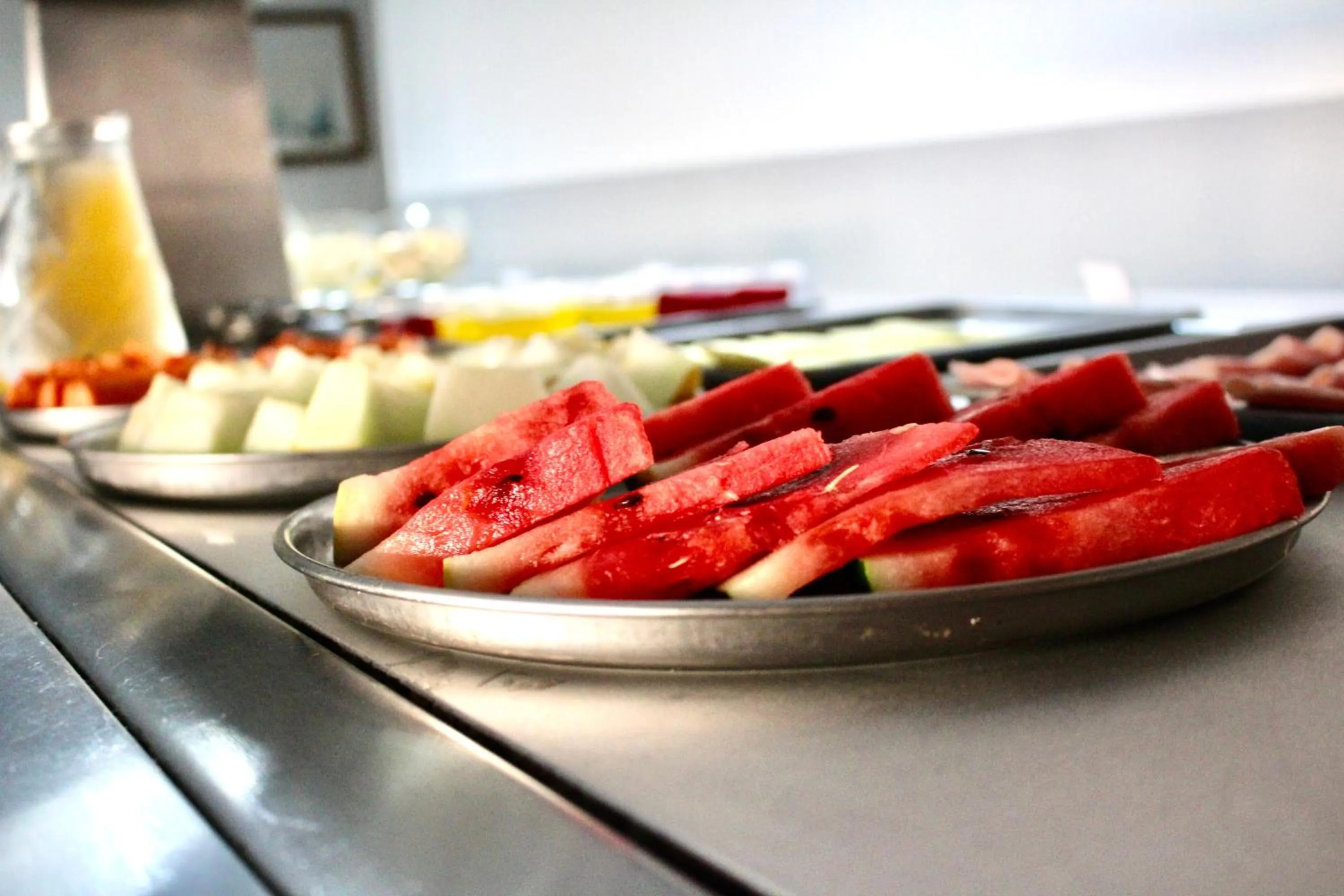 Buffet breakfast in Hotel Dias em Pouso Alegre - MG - Próximo a Centros Comerciais e Restaurantes