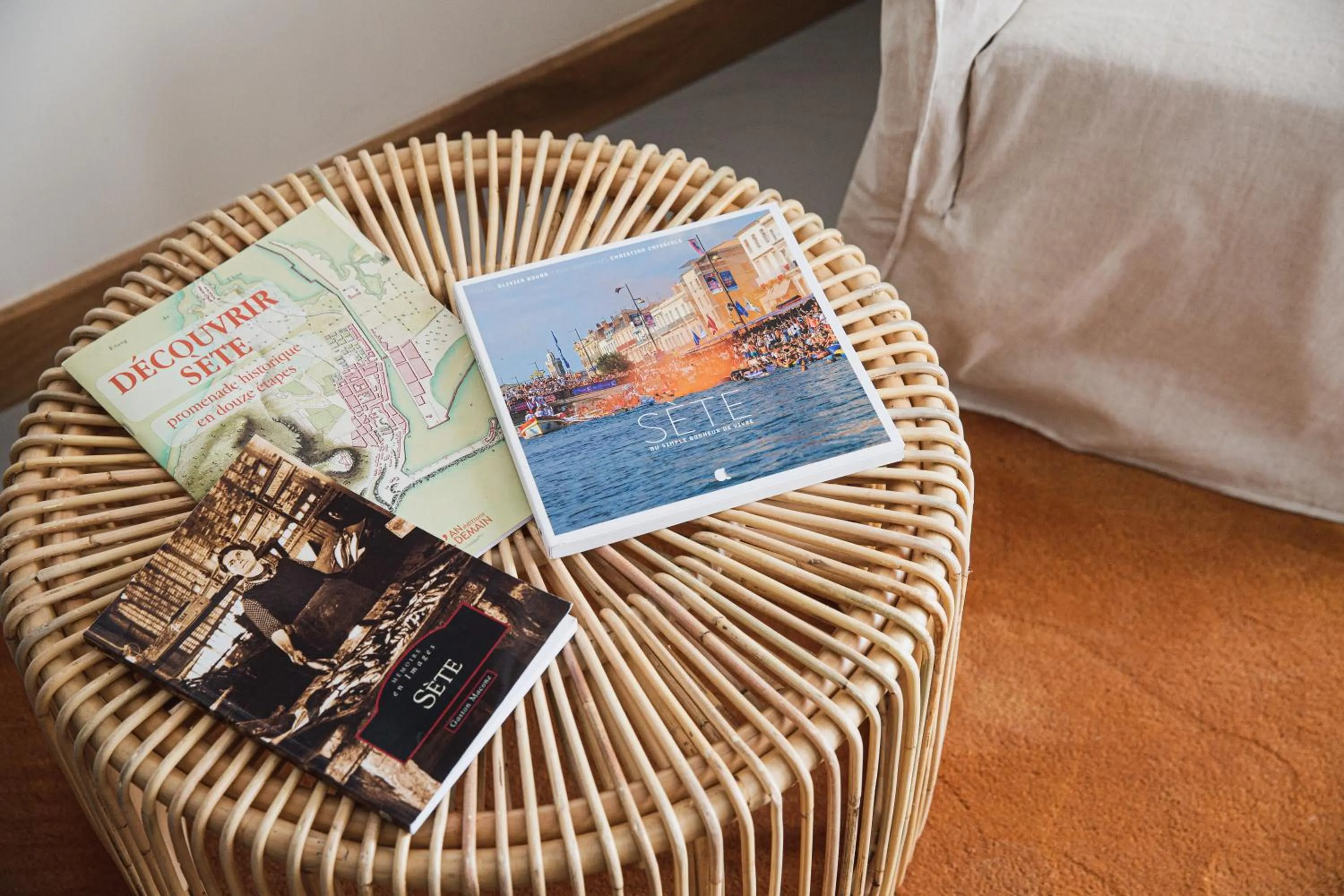 Living room in Suites The Marcel