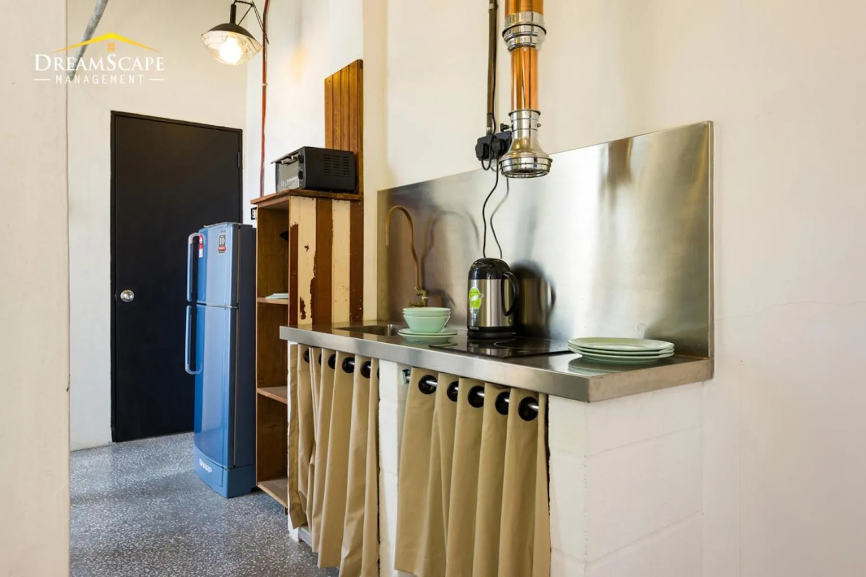 Kitchen or kitchenette in Belakang KongHeng By DreamScape