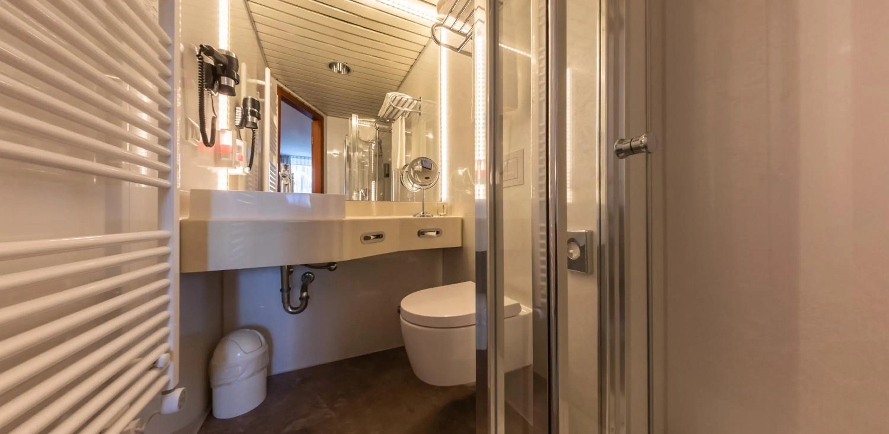 Bathroom in Hotel Löwen