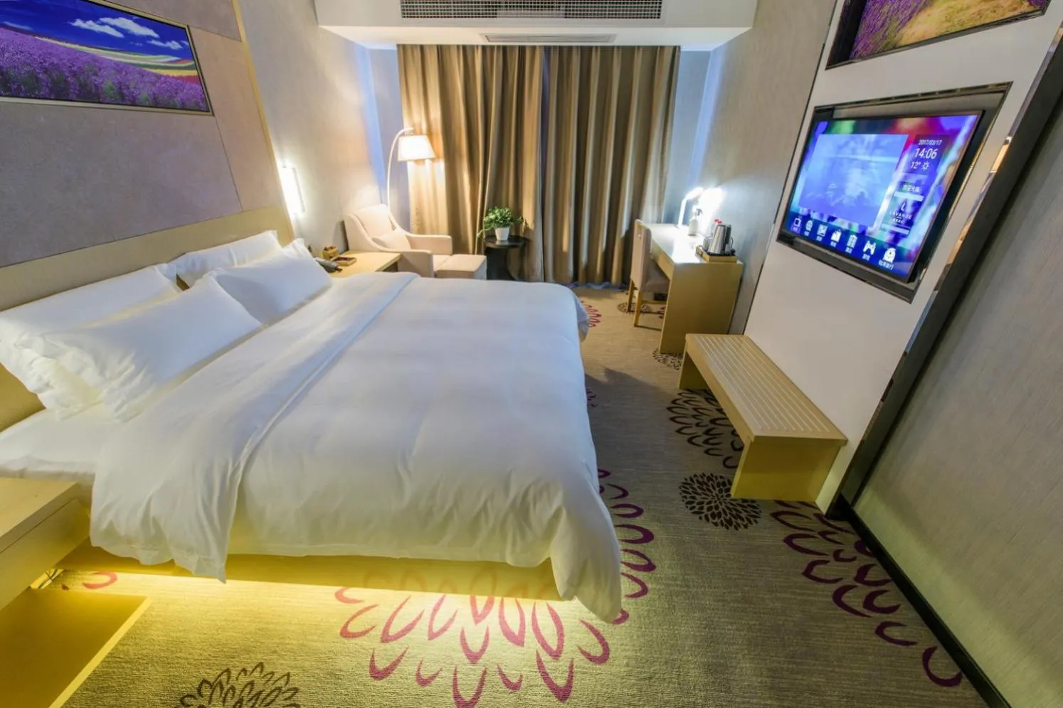 Bed in Lavande Hotels·Chengdu Shuangliu International Airport