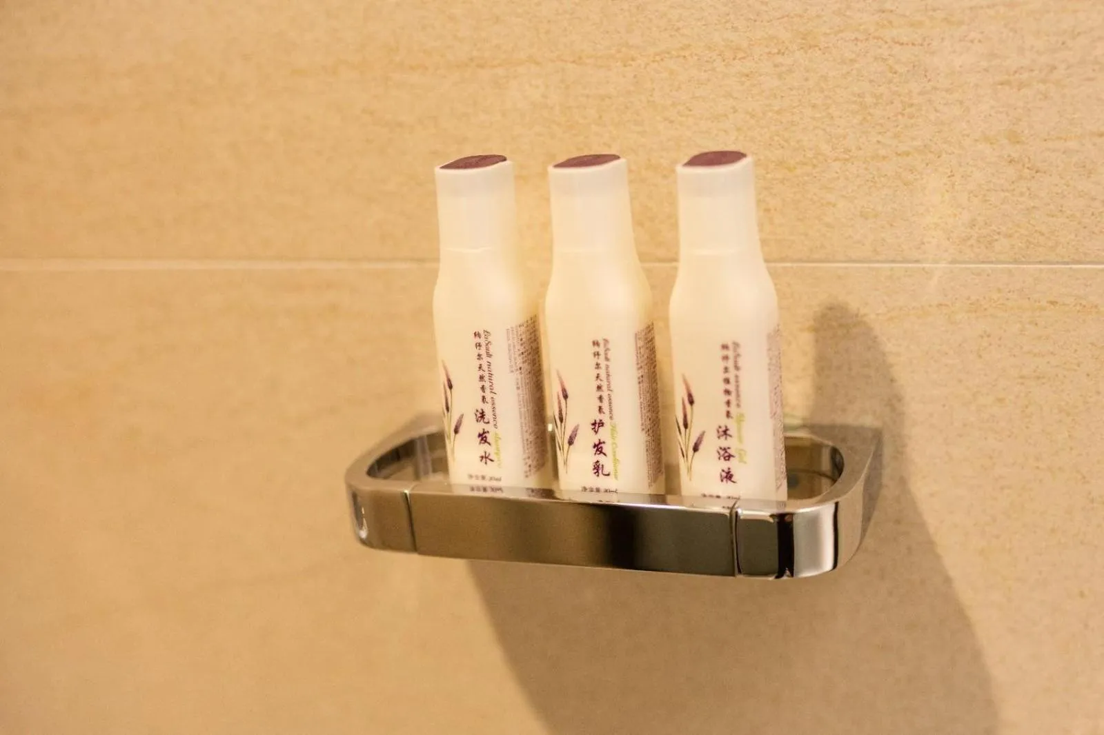 Lavande Hotels·Shenzhen North Railway Station Bantian Metro Station