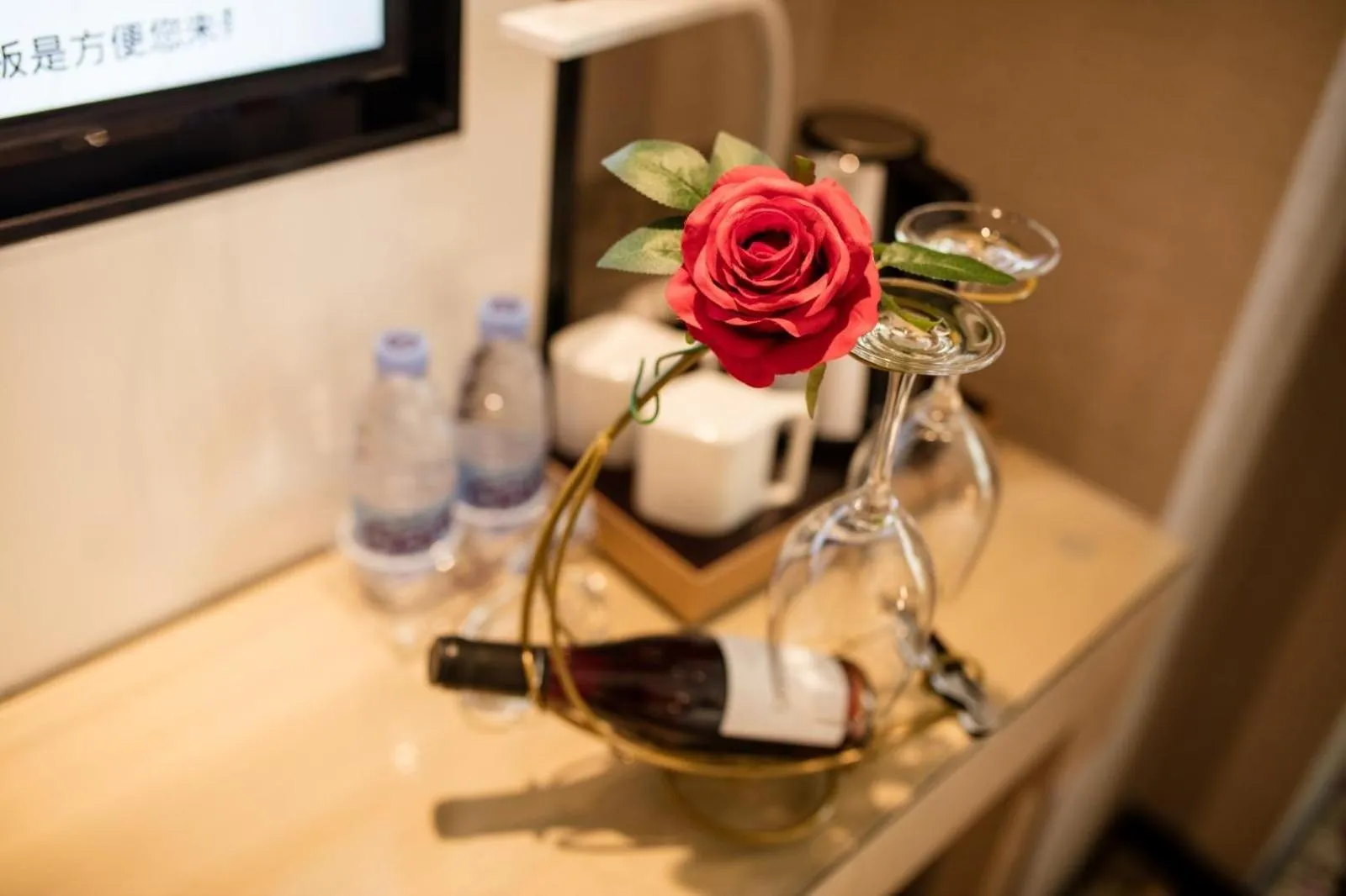 Lavande Hotels·Shenzhen North Railway Station Bantian Metro Station