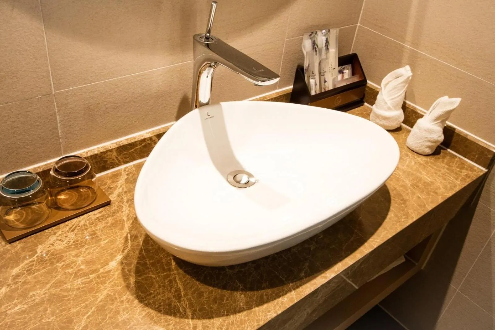 Lavande Hotels·Shenzhen North Railway Station Bantian Metro Station