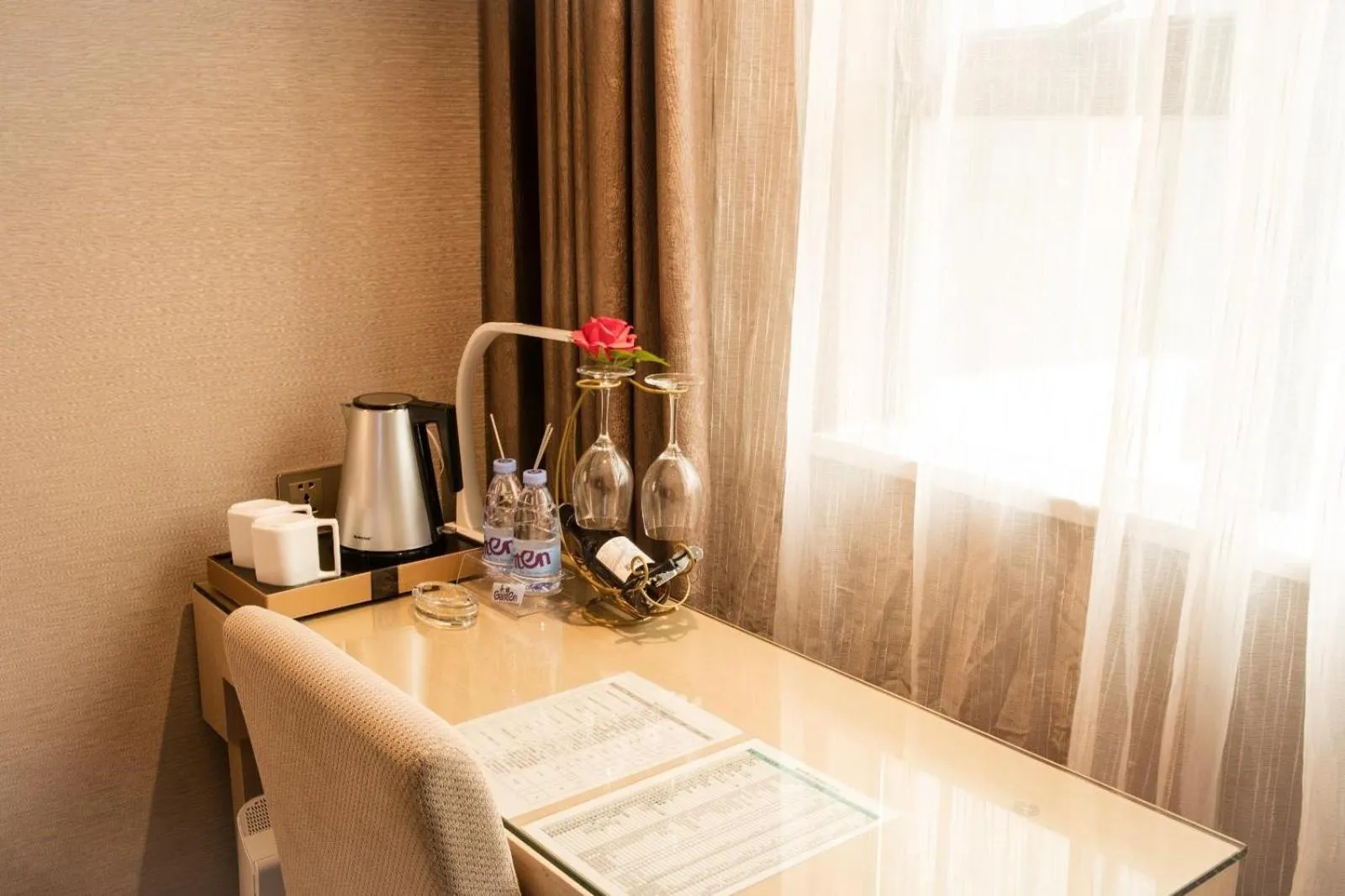 Lavande Hotels·Shenzhen North Railway Station Bantian Metro Station