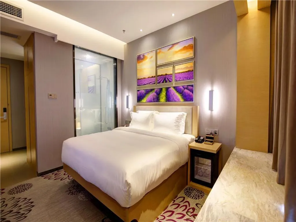 Bed in Lavande Hotel Chengdu Dafeng Shixi Park Subway Station