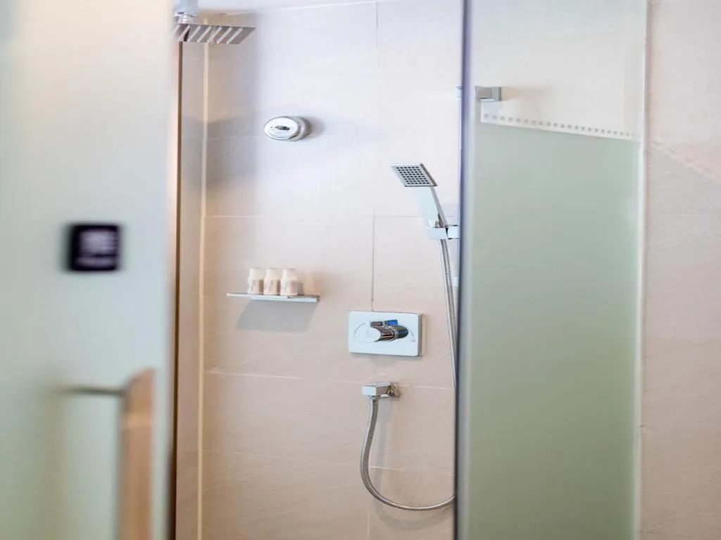 Lavande Hotels·Guangzhou Fangcun Jiaokou Metro Station