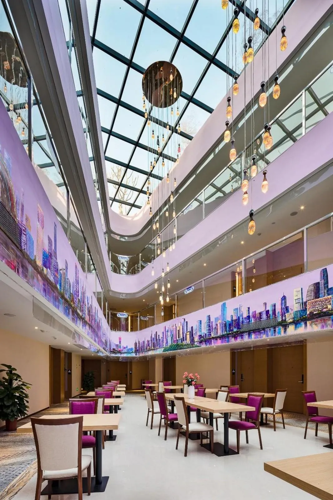 Lavande Hotels·Guangzhou Fangcun Jiaokou Metro Station