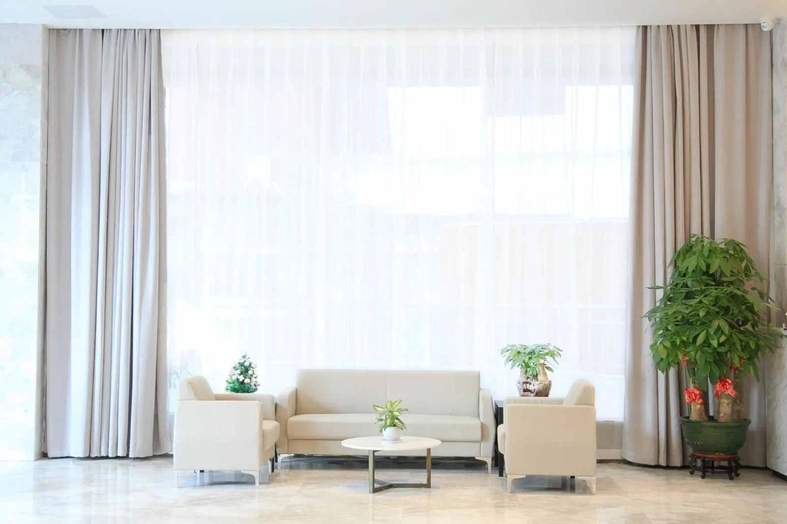 Lavande Hotels·Shenzhen North Railway Station Longhua Yicheng Center