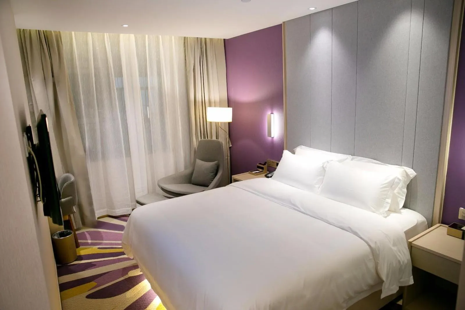 Bed in Lavande Hotels·Shenzhen North Railway Station Longhua Yicheng Center