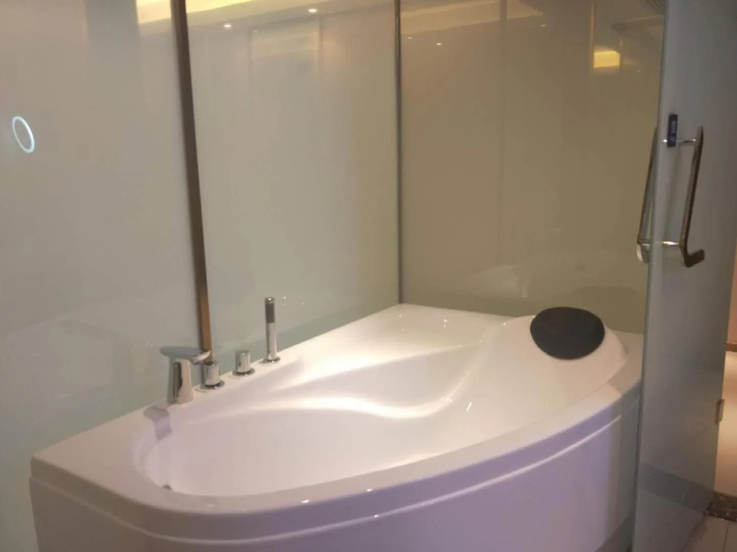 Lavande Hotels·Guilin Central Square Elephant Trunk Hill Scenic Area