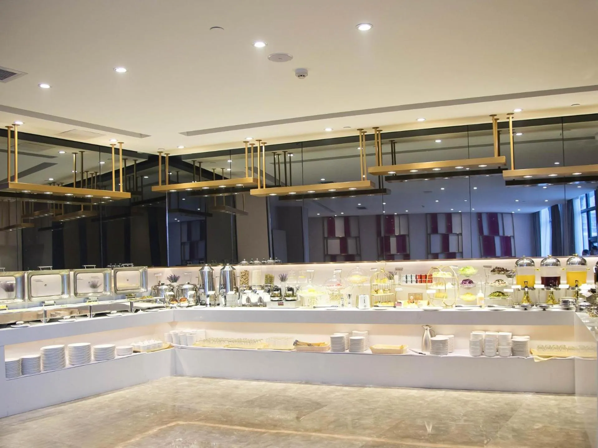 Lavande Hotels·Shenzhen North Railway Station Longhua Bus Terminal