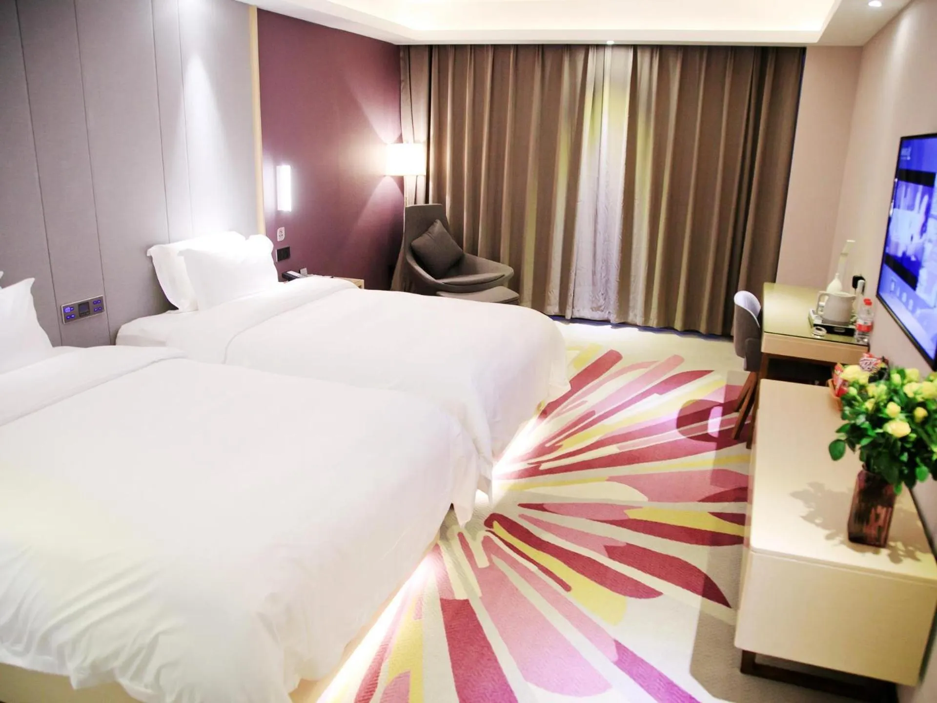 Bed in Lavande Hotels·Shenzhen North Railway Station Longhua Bus Terminal