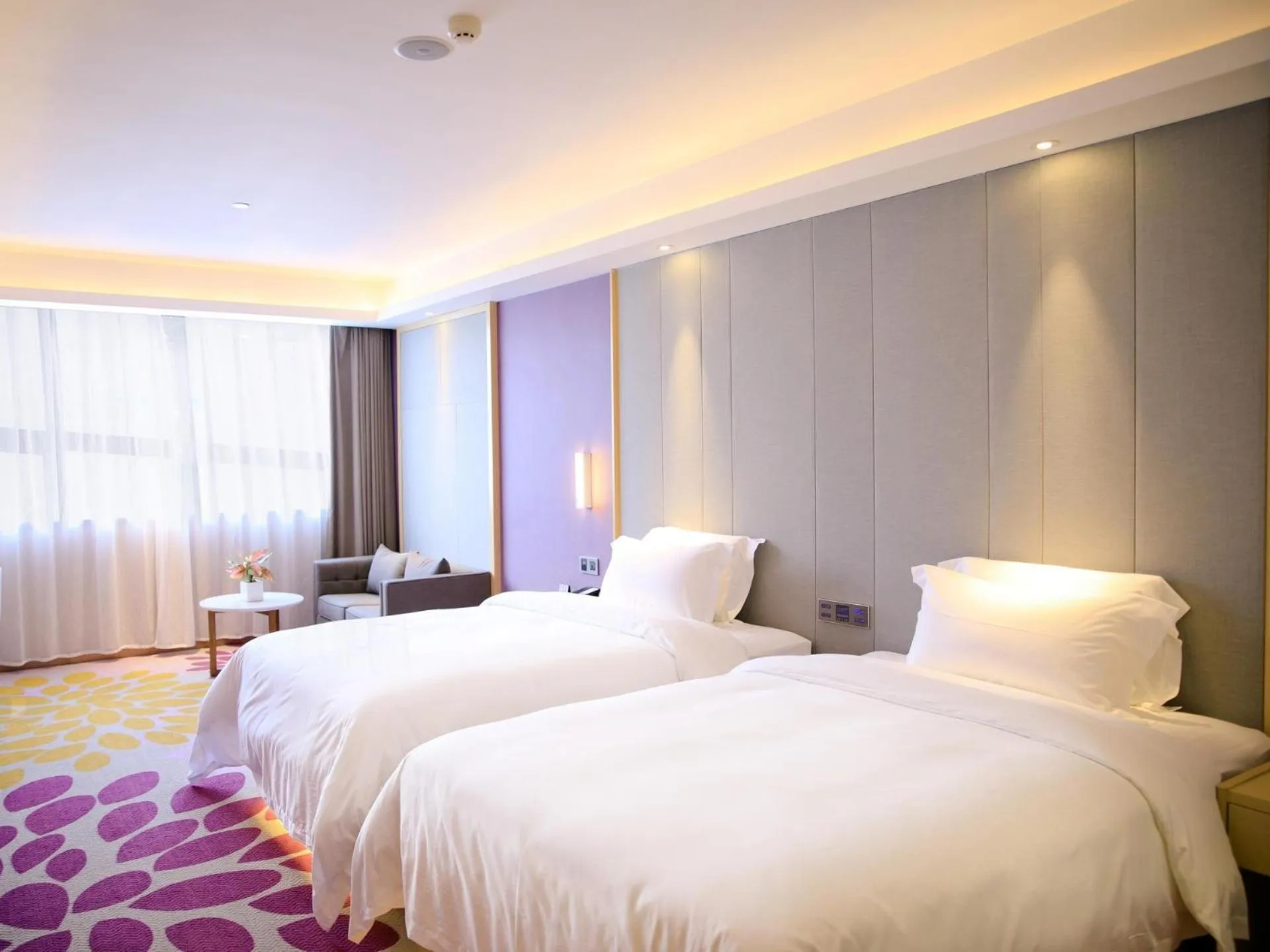 Bed in Lavande Hotels·Shenzhen North Railway Station Longhua Bus Terminal